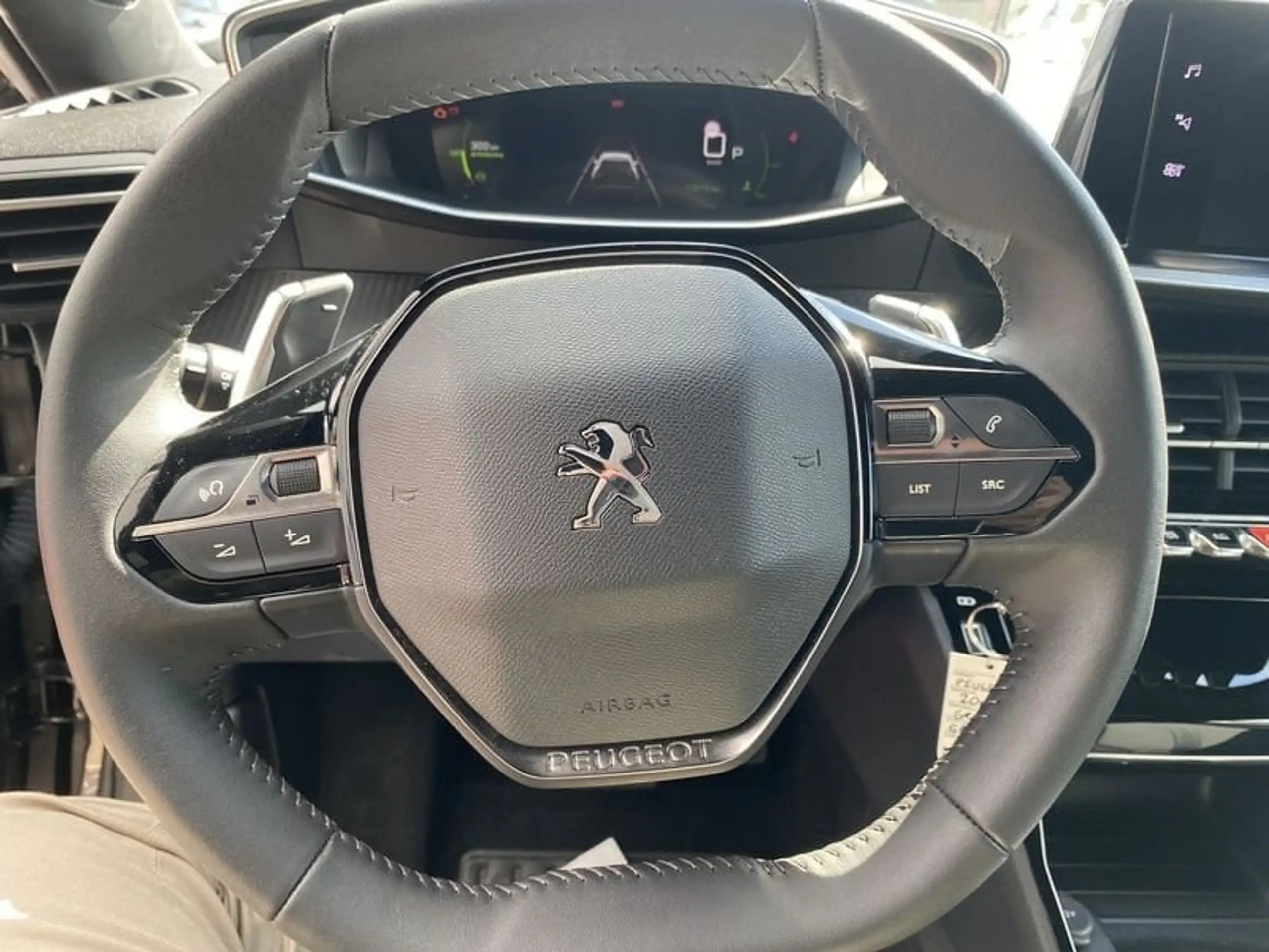 Peugeot - 2008