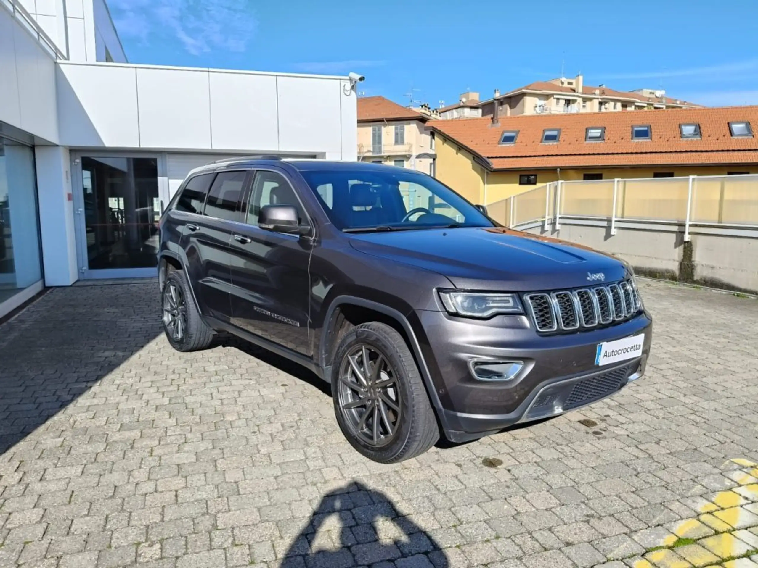 Jeep - Grand Cherokee