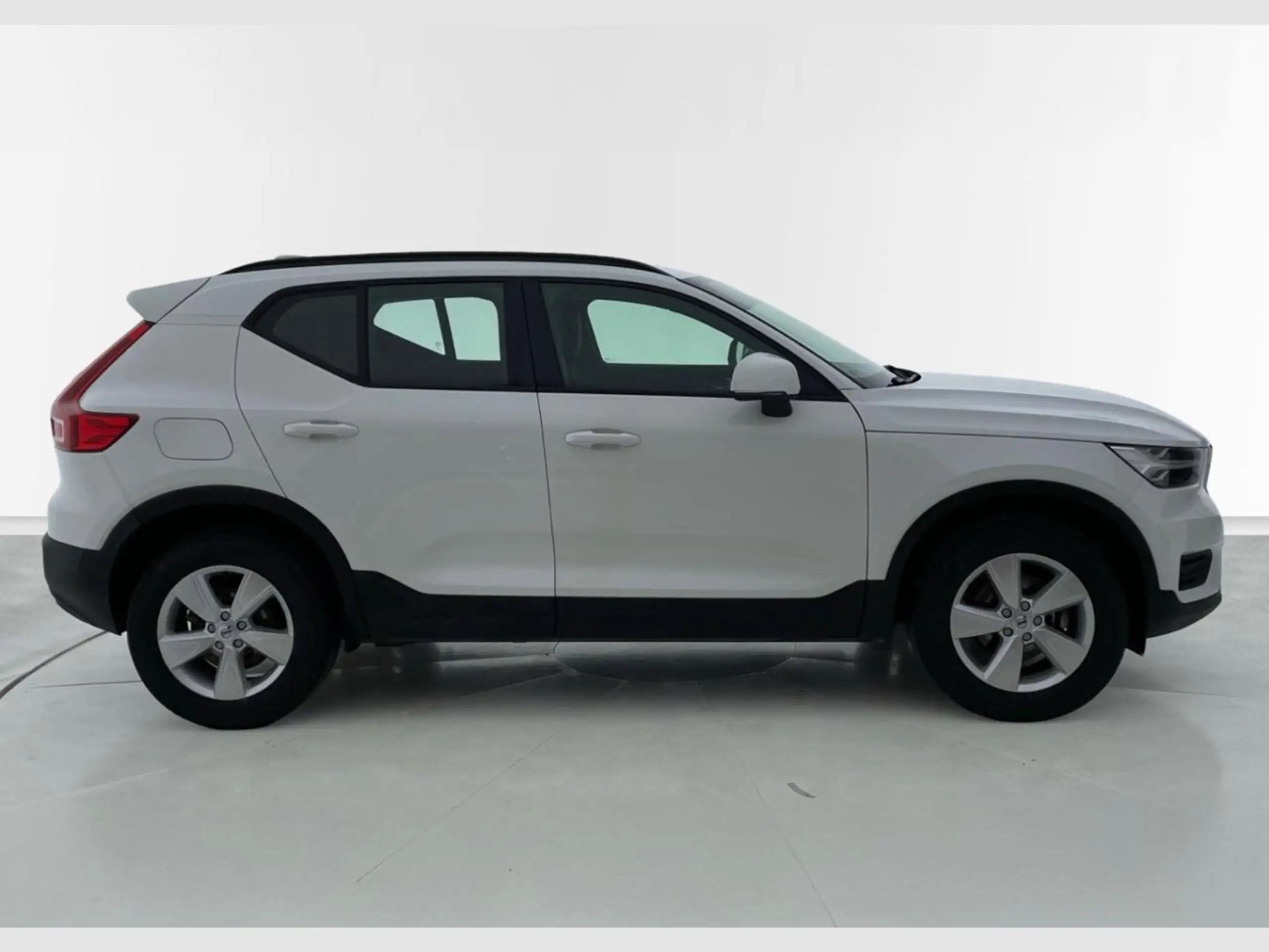 Volvo - XC40