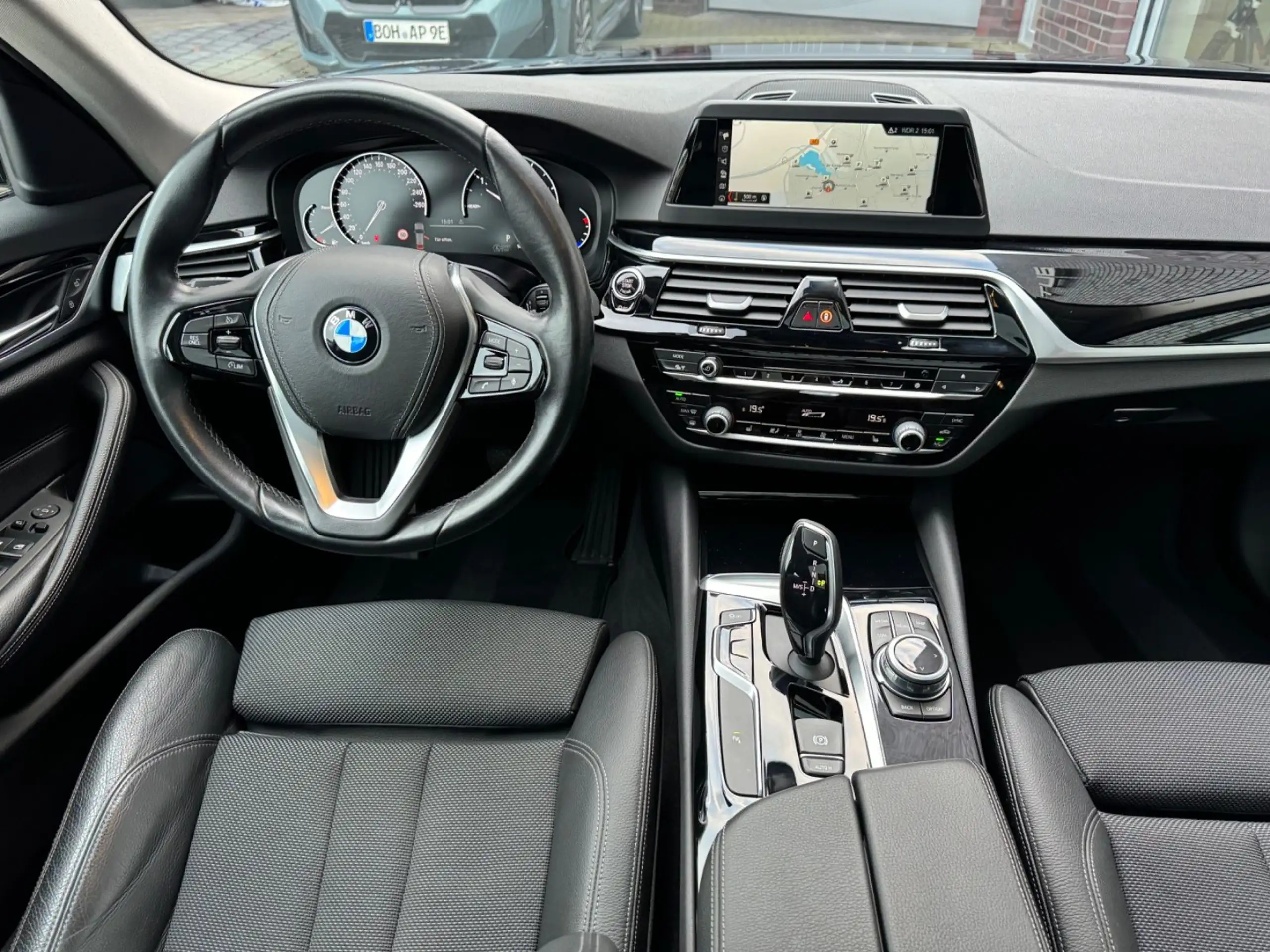 BMW - 520