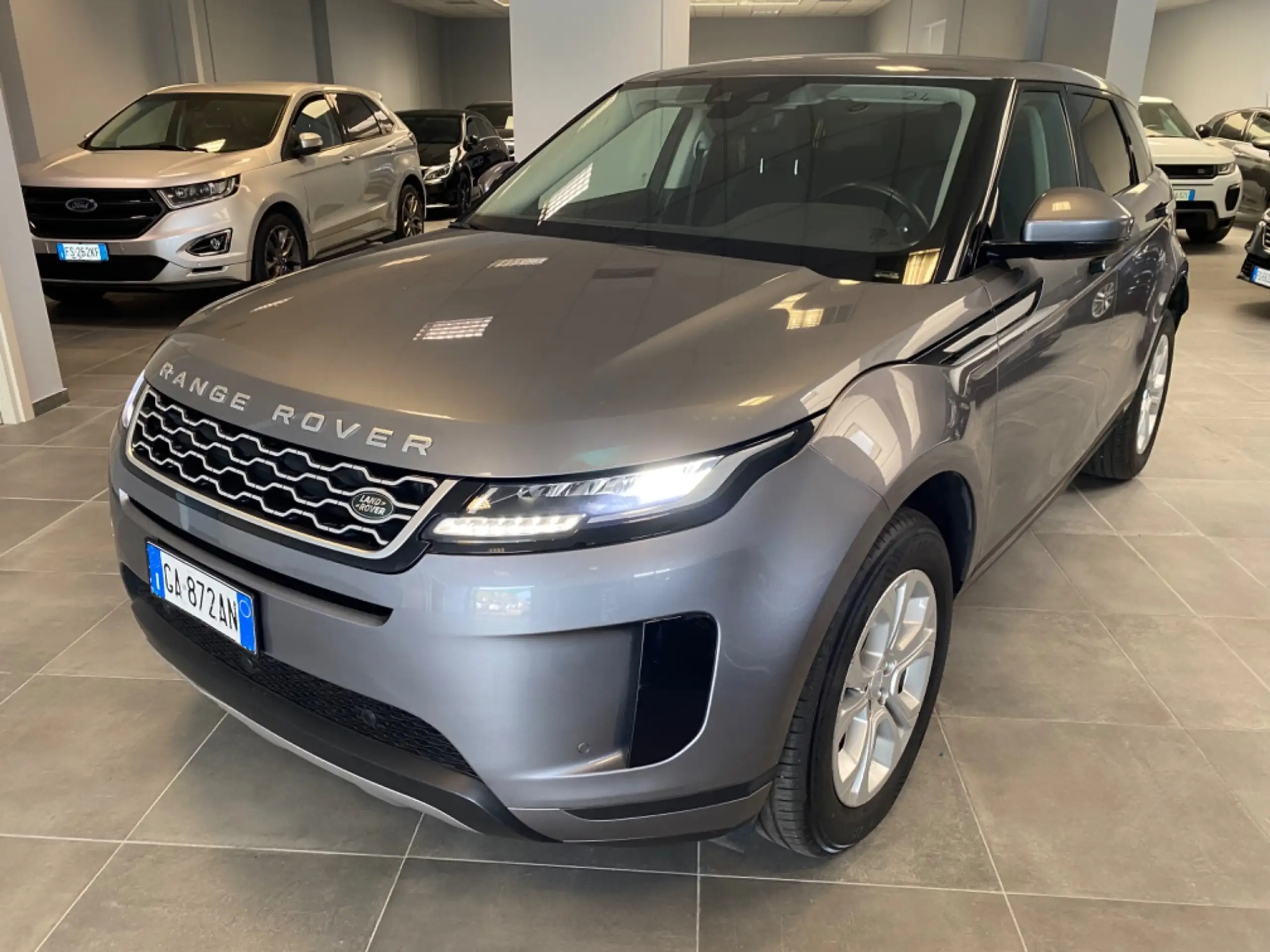 Land Rover - Range Rover Evoque