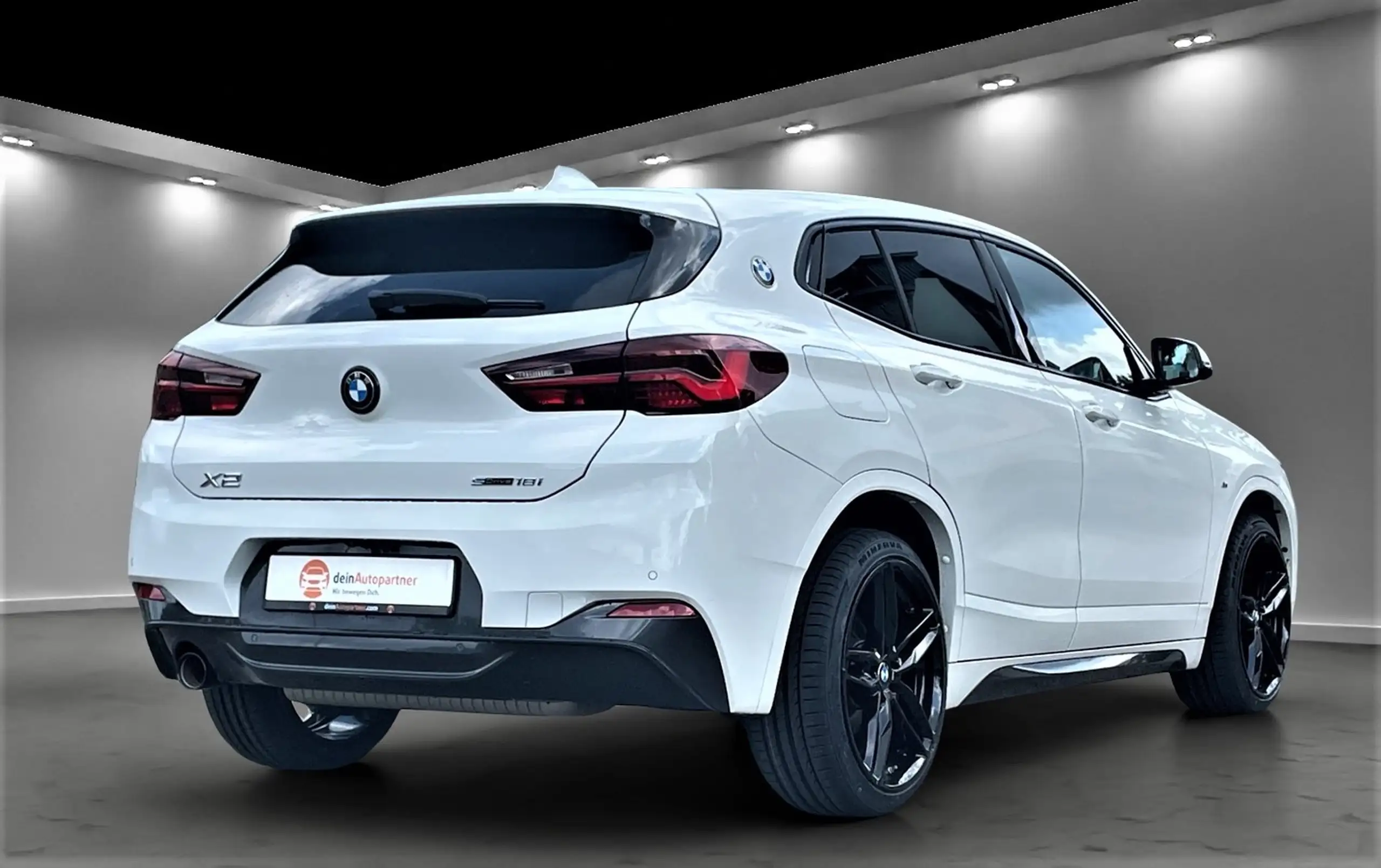 BMW - X2