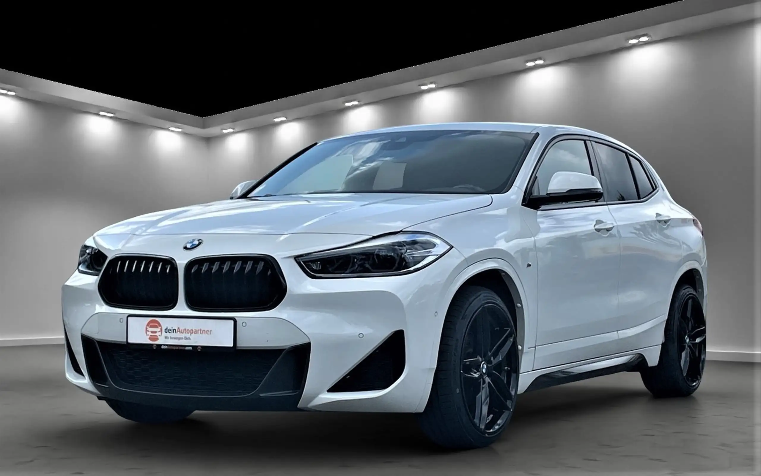 BMW - X2