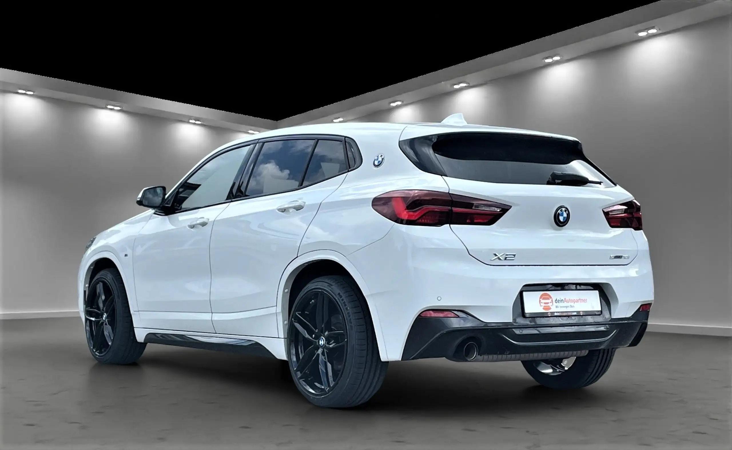 BMW - X2