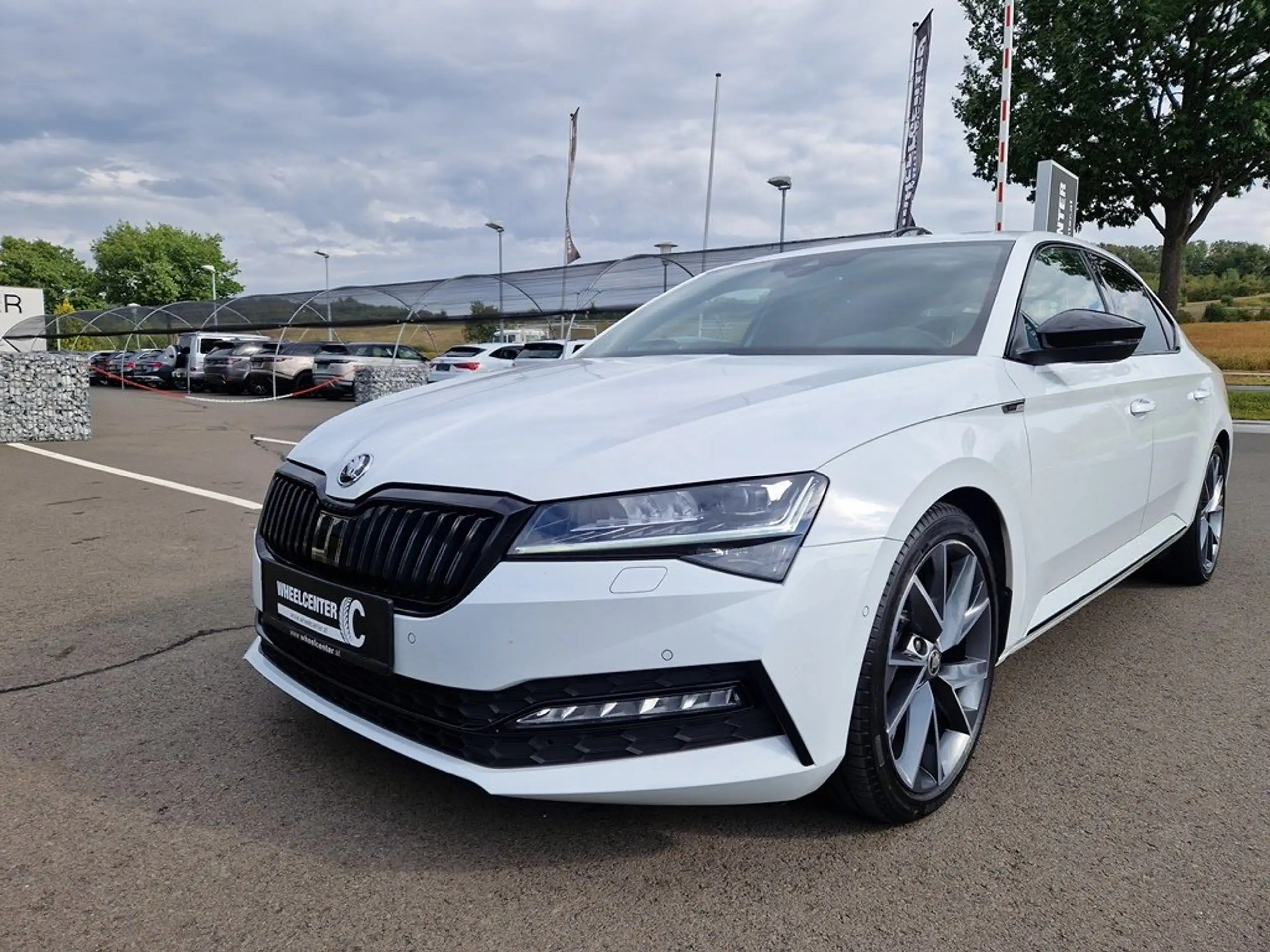 Skoda - Superb