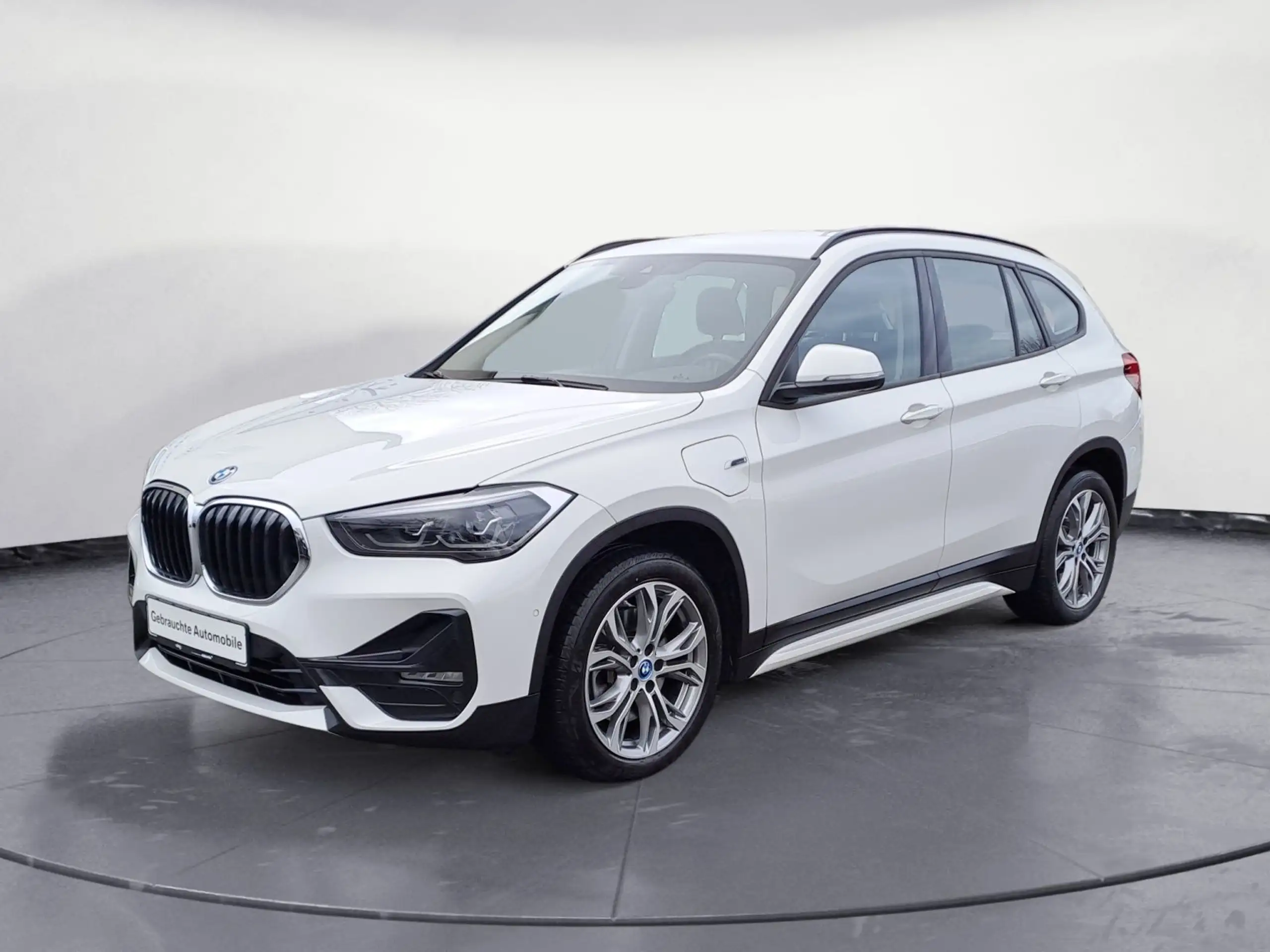 BMW - X1