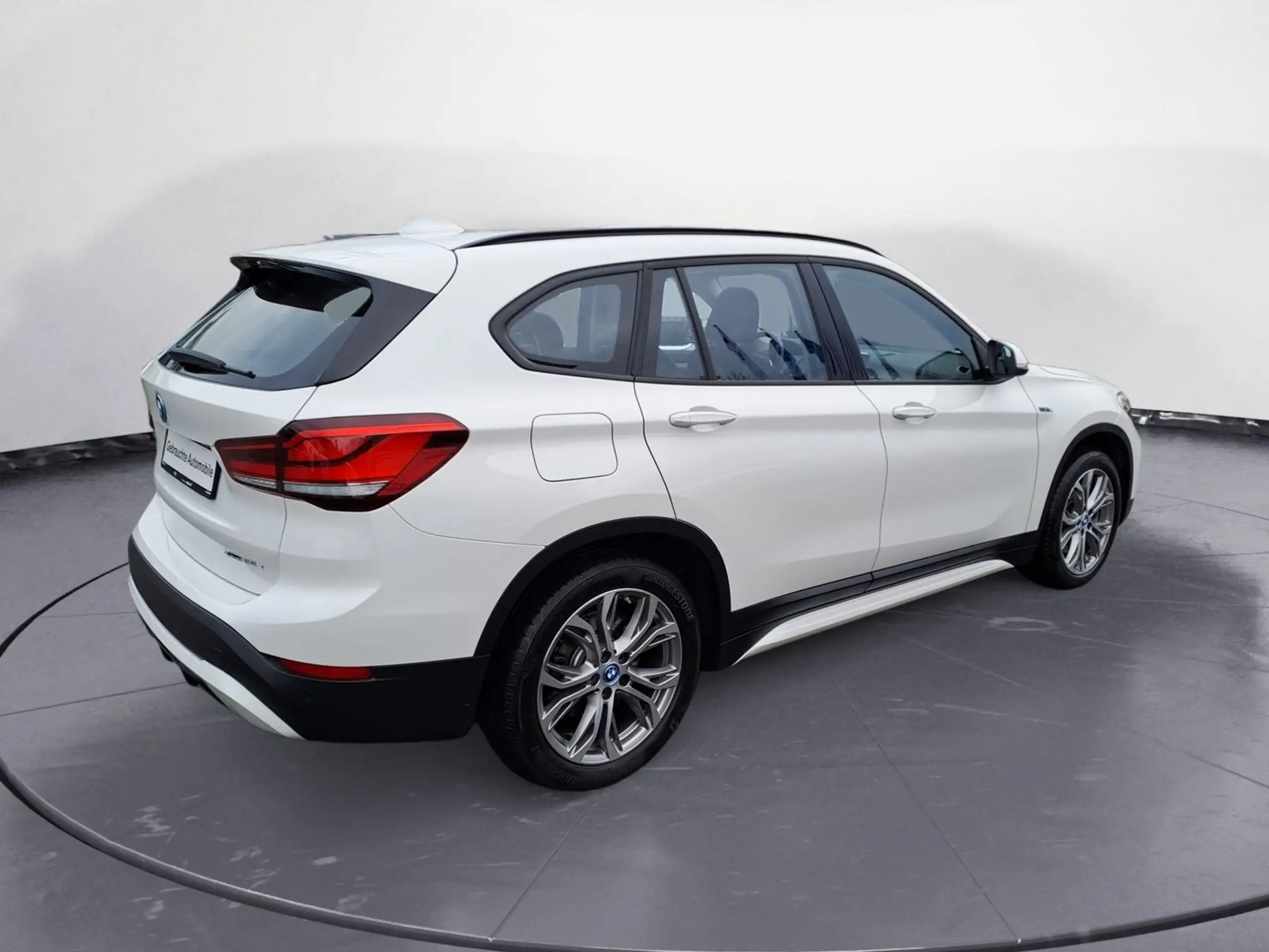 BMW - X1