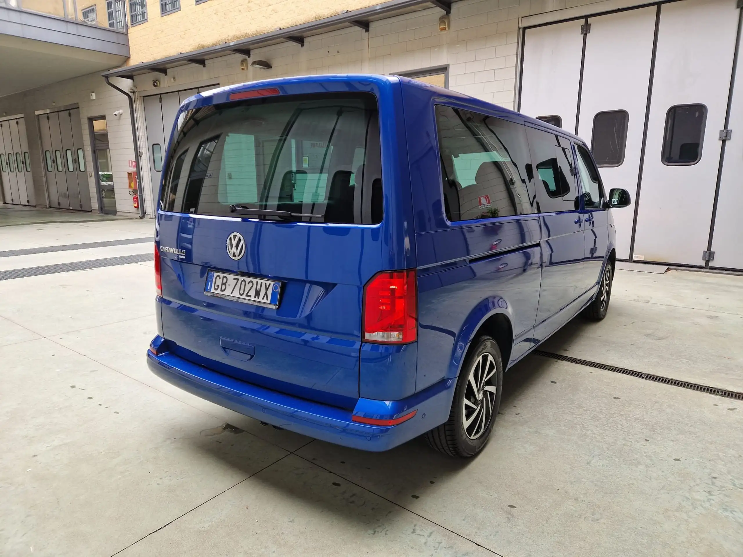 Volkswagen - T6.1 Caravelle