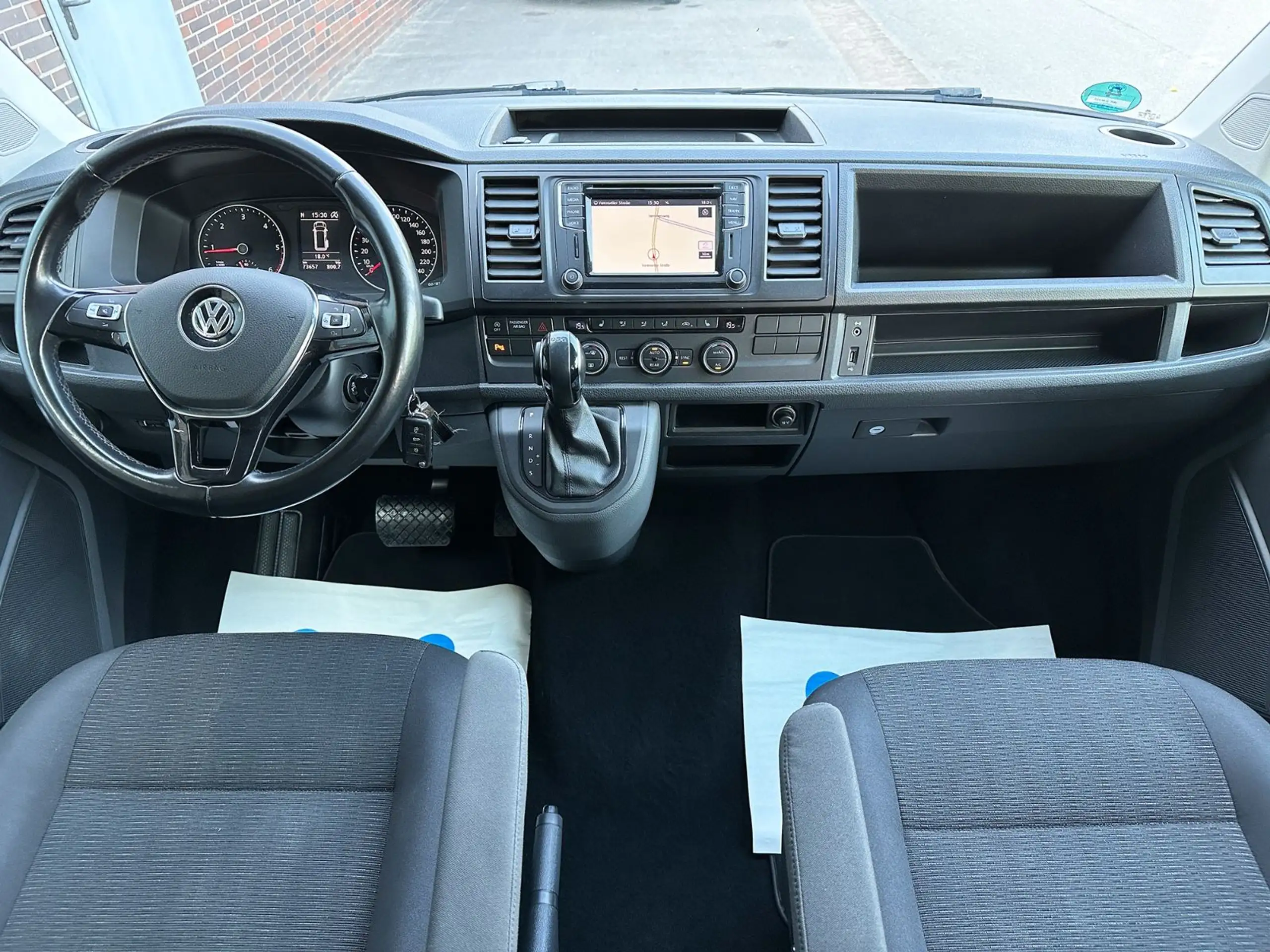 Volkswagen - T6 Caravelle