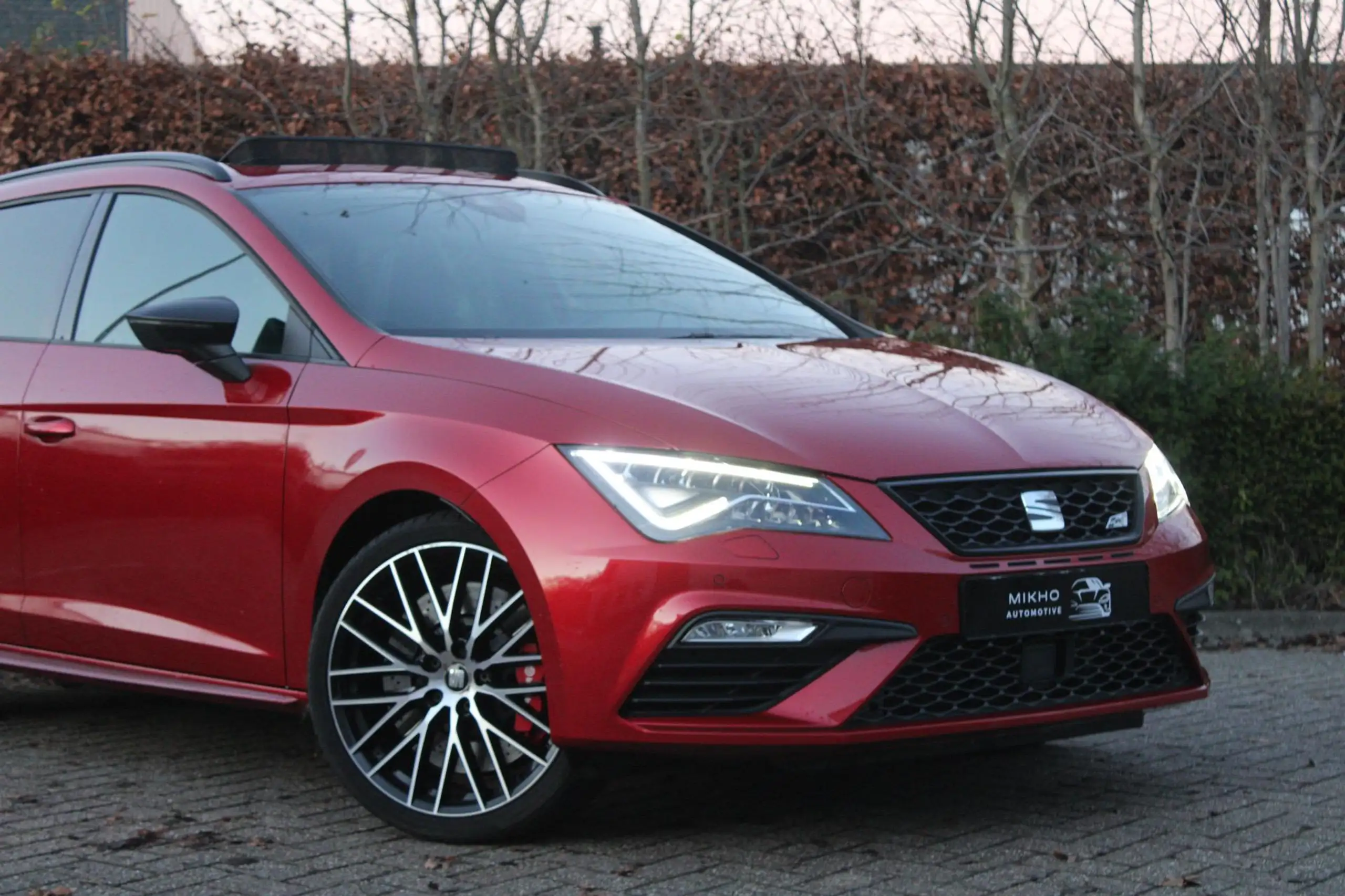 SEAT - Leon