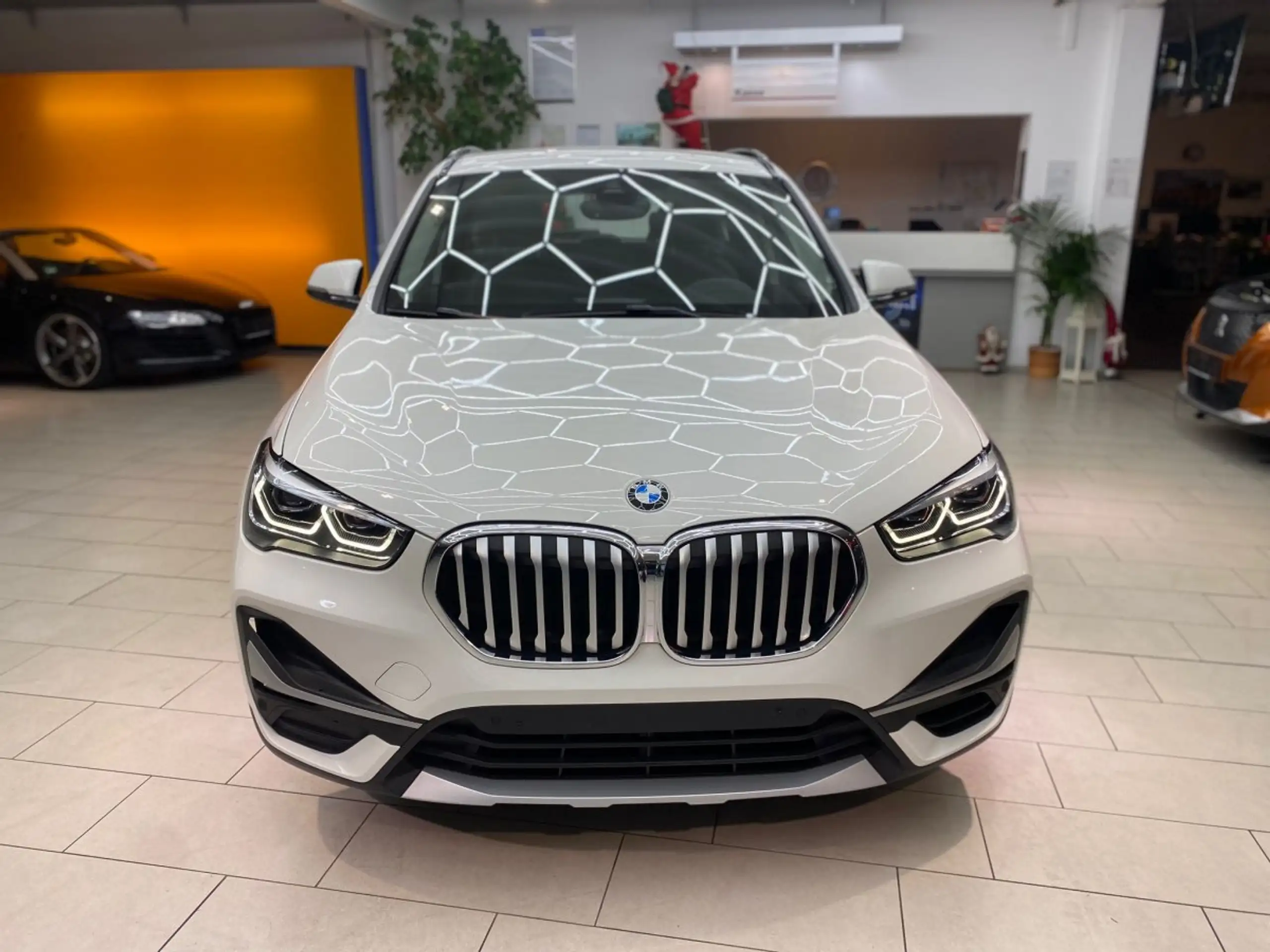 BMW - X1