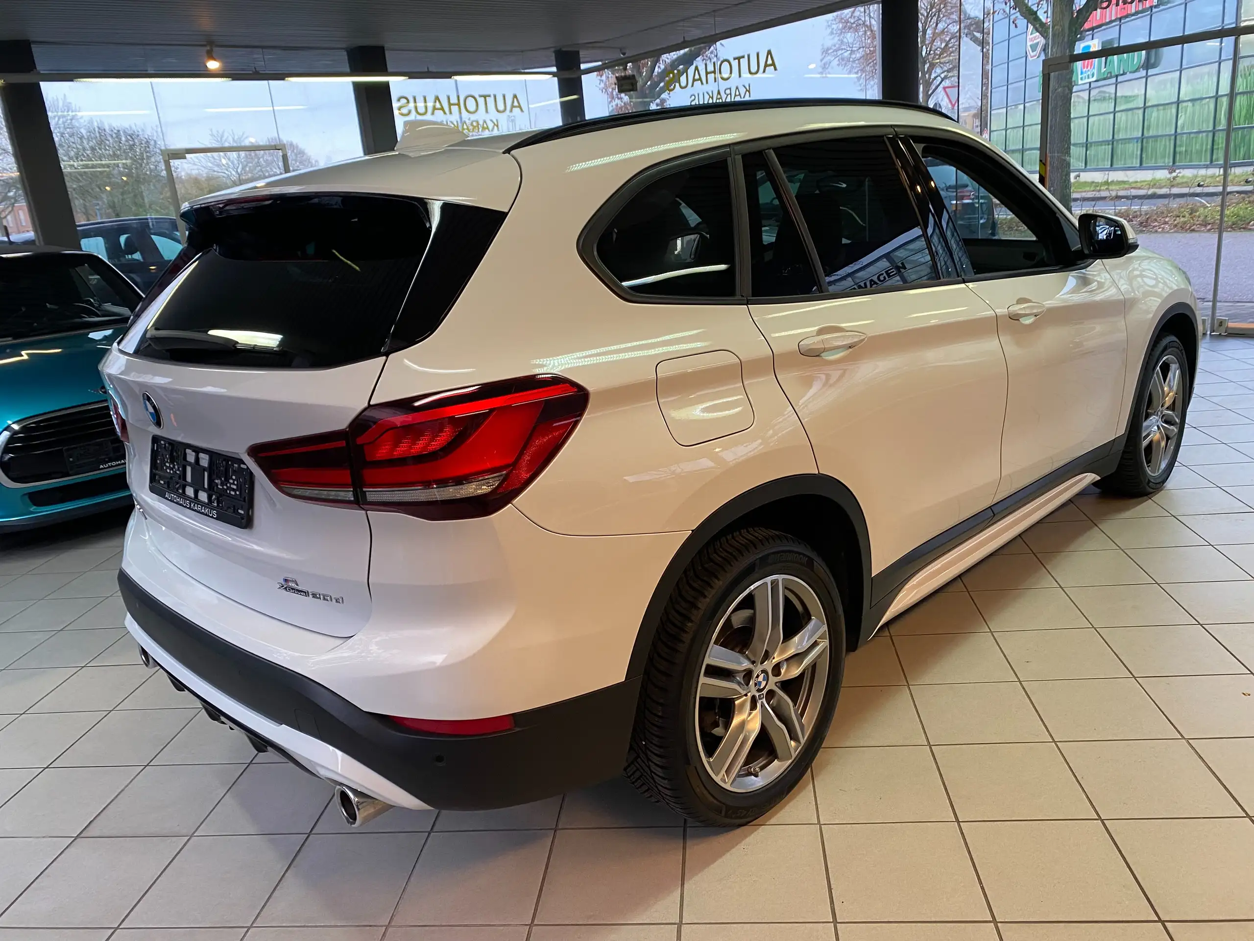 BMW - X1