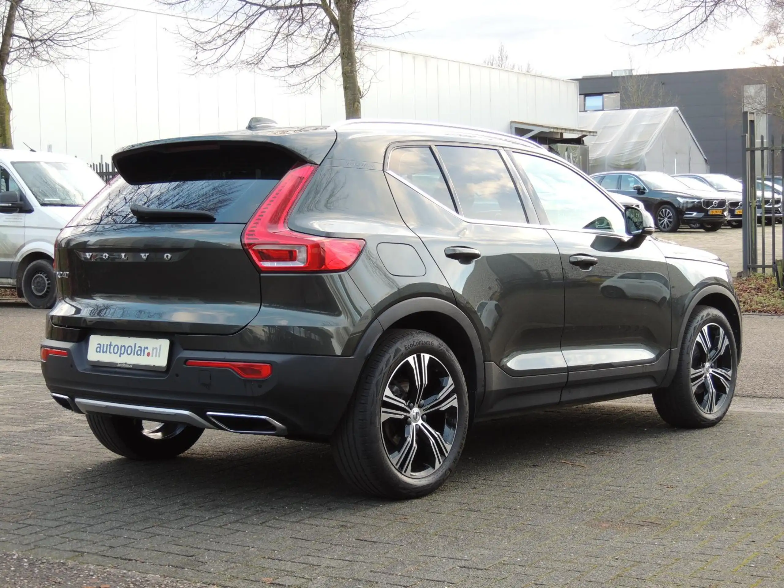 Volvo - XC40