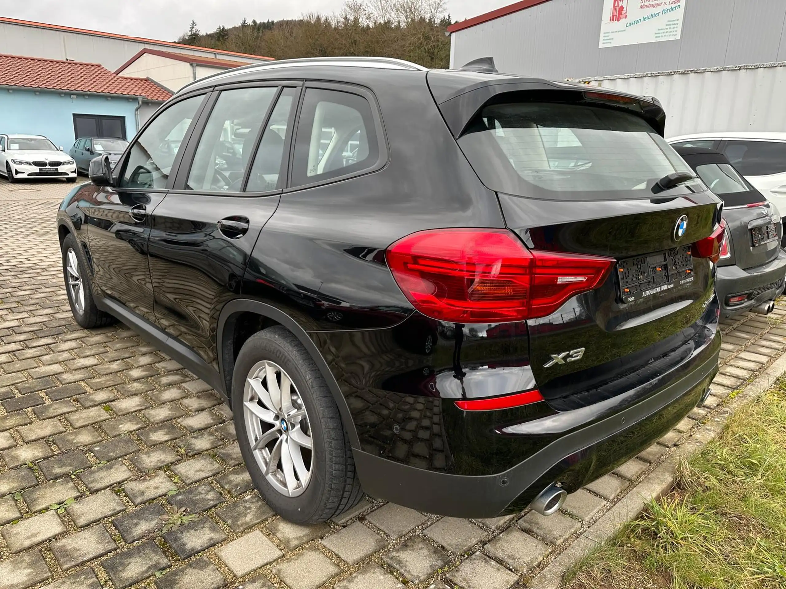 BMW - X3