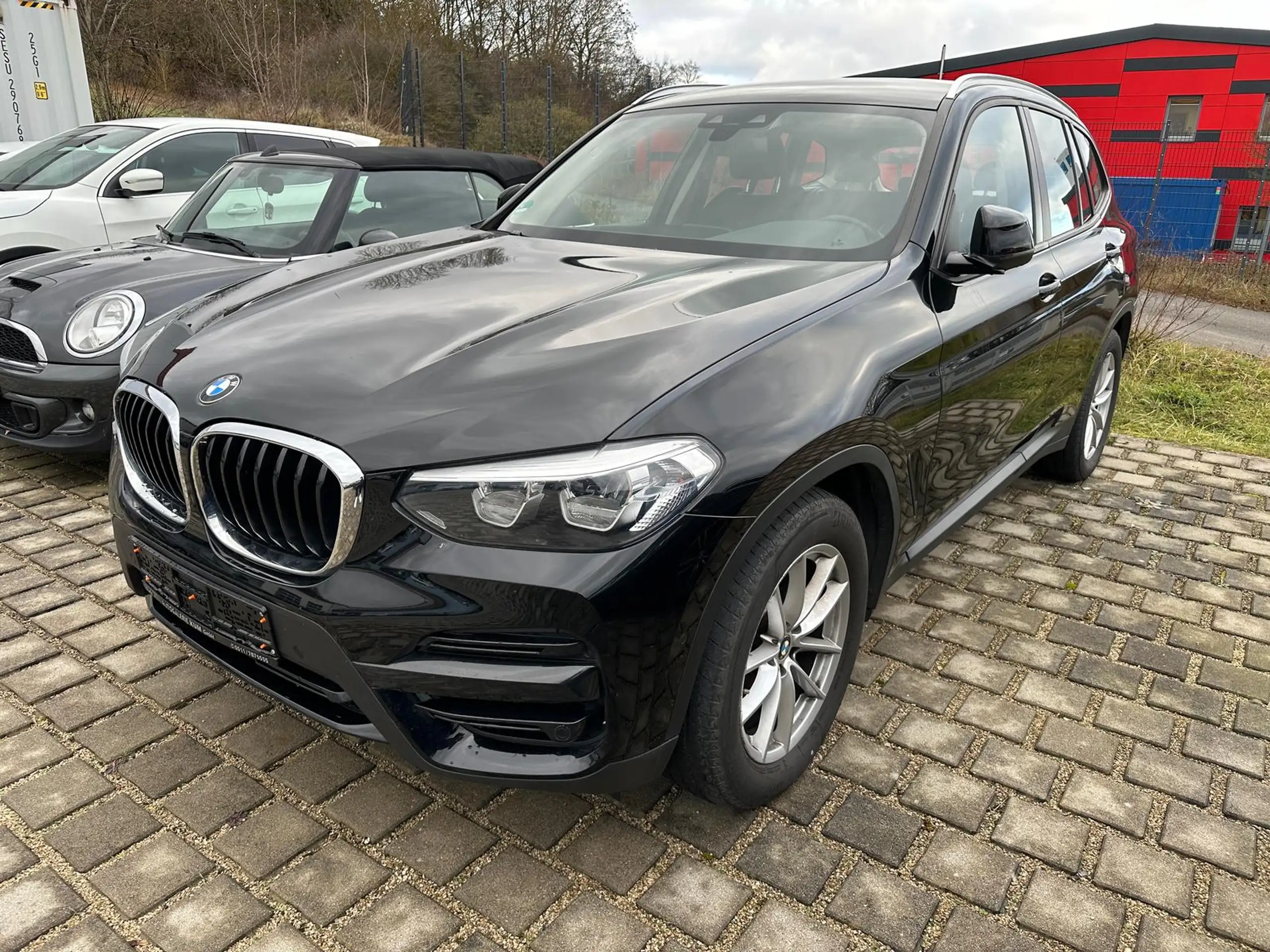 BMW - X3