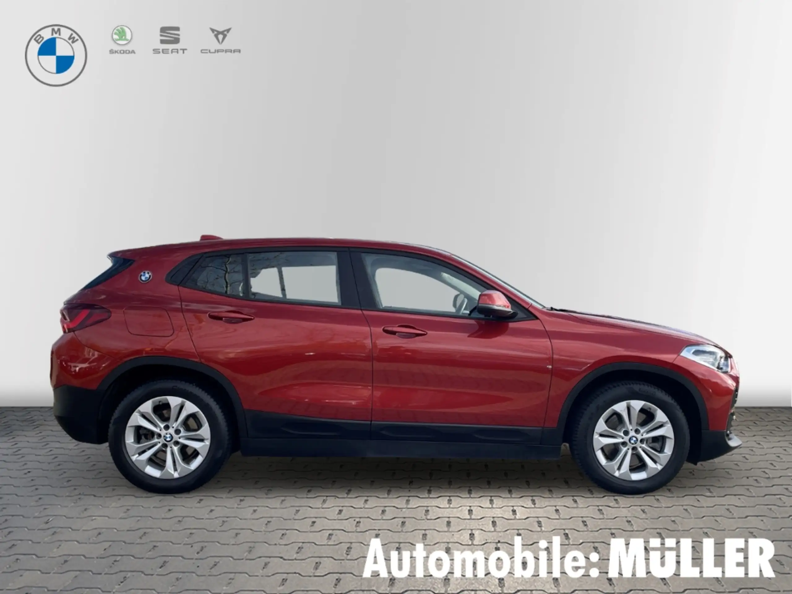 BMW - X2