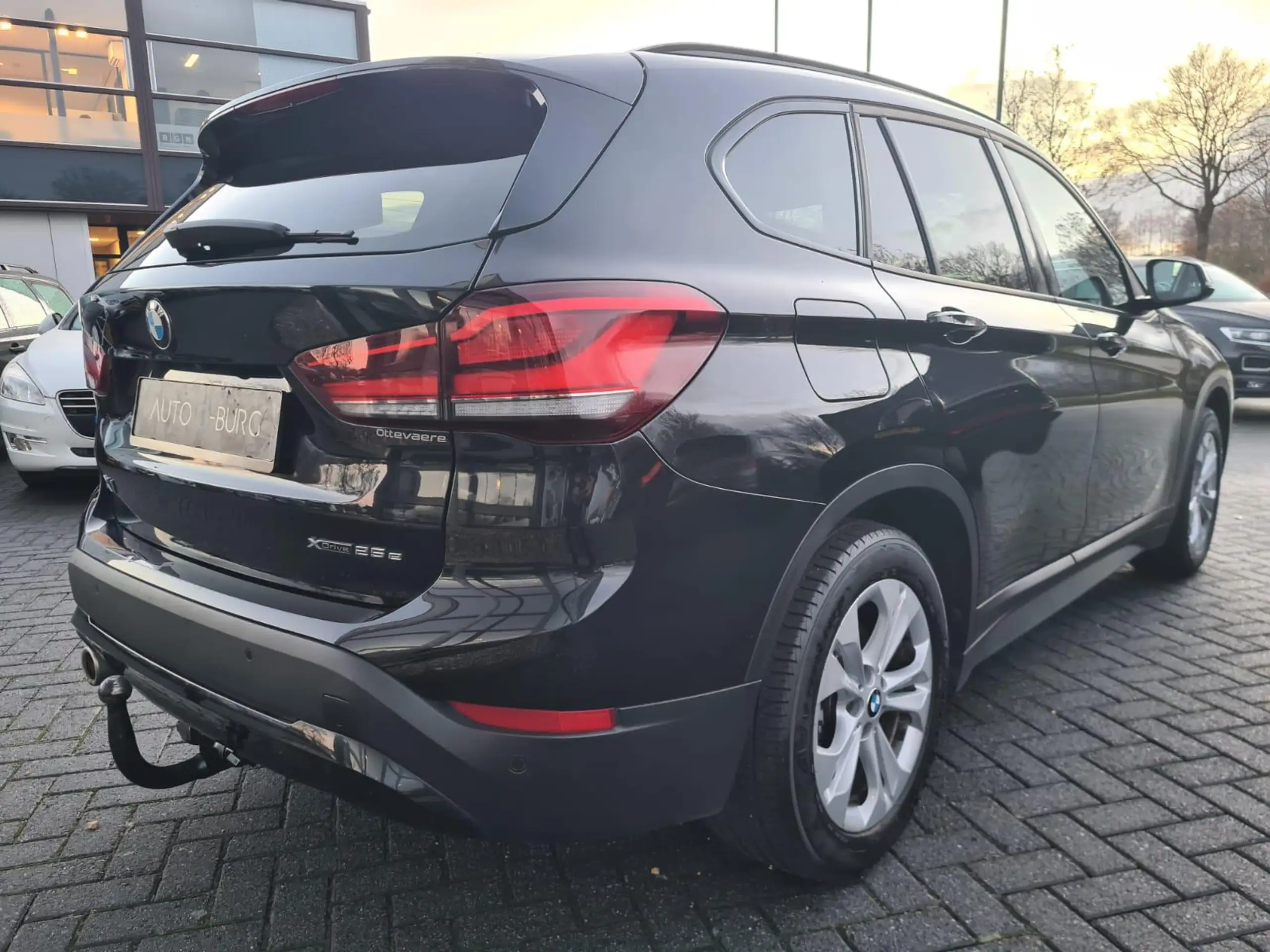 BMW - X1