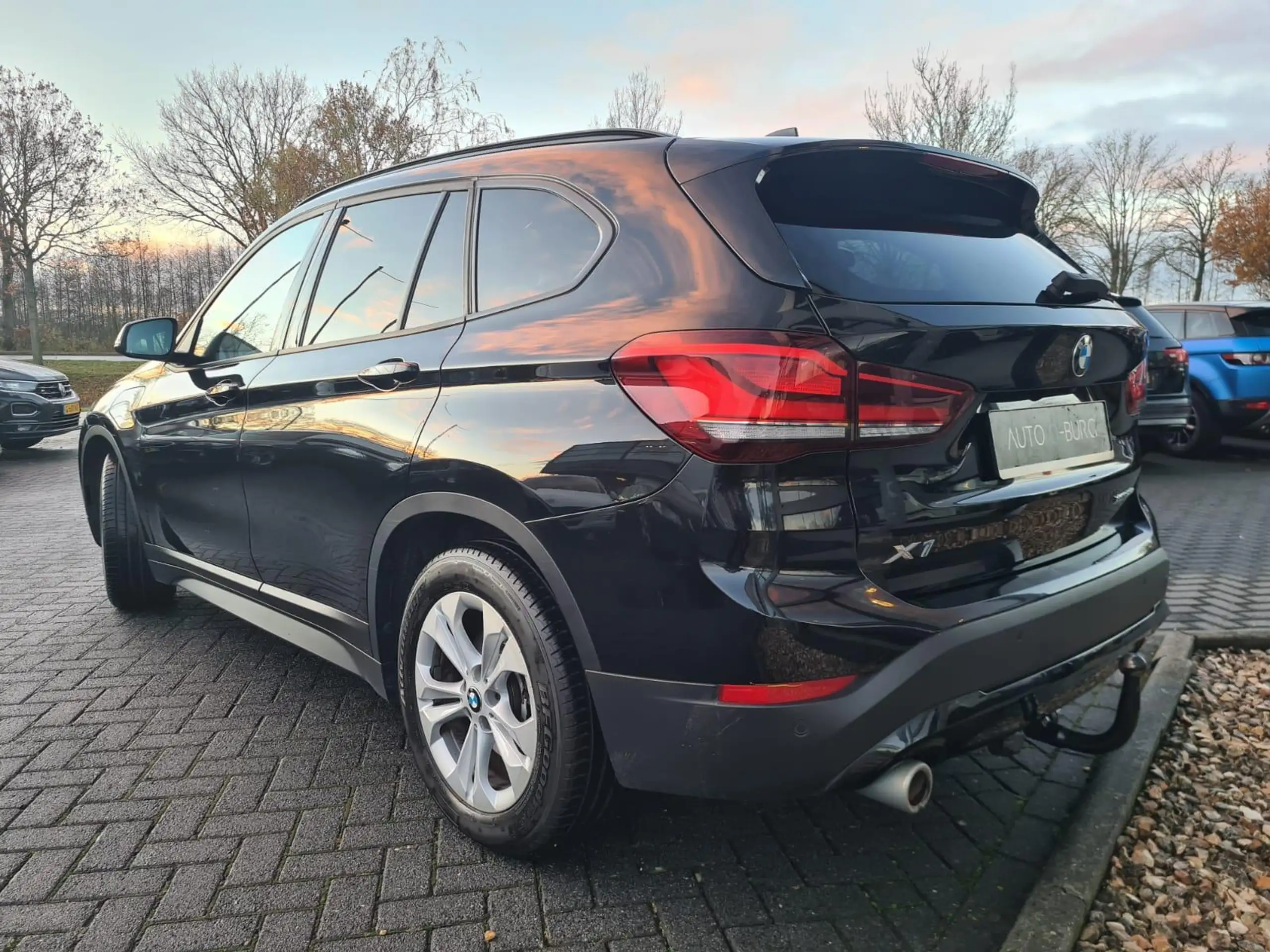 BMW - X1