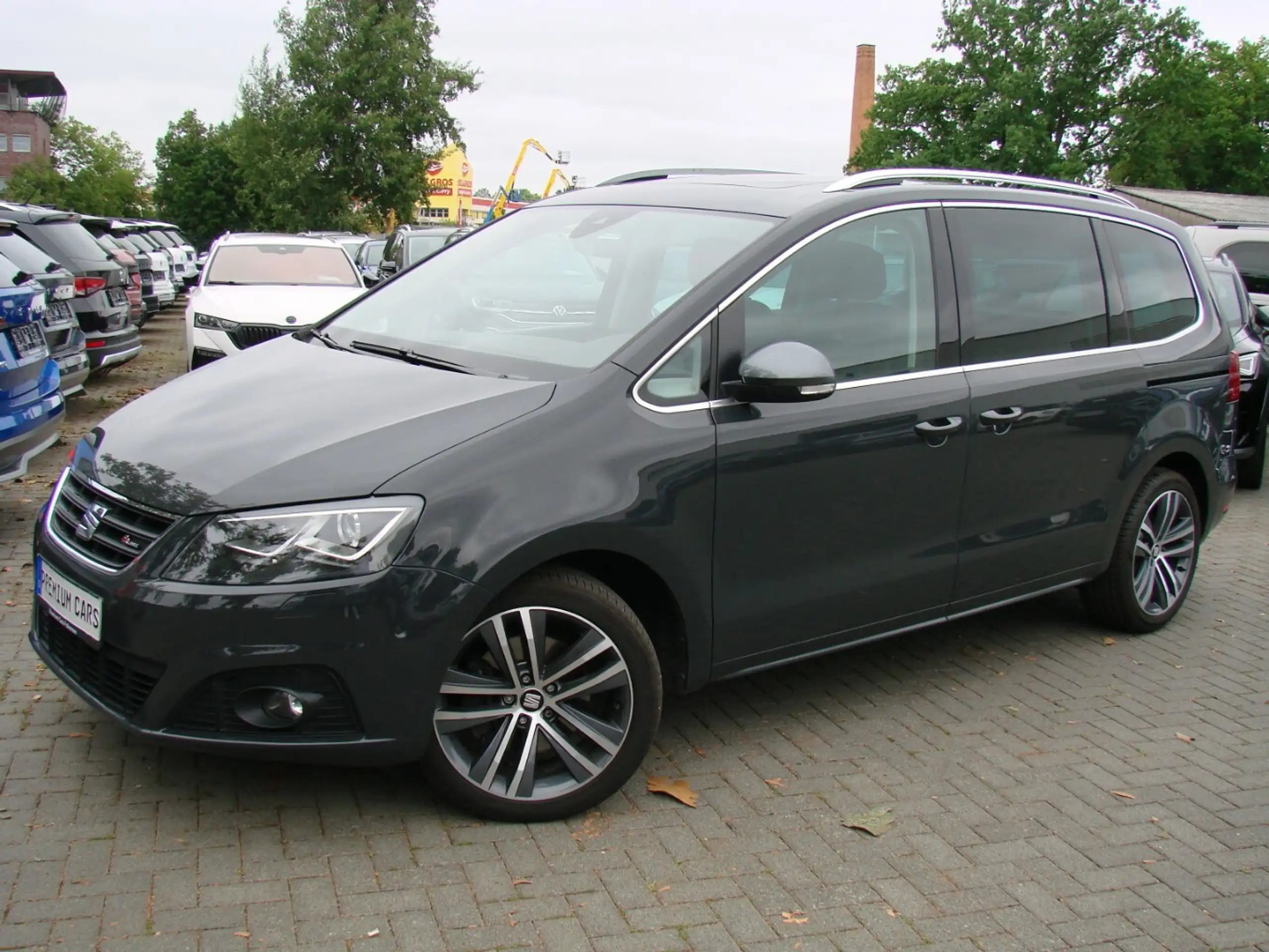 SEAT - Alhambra