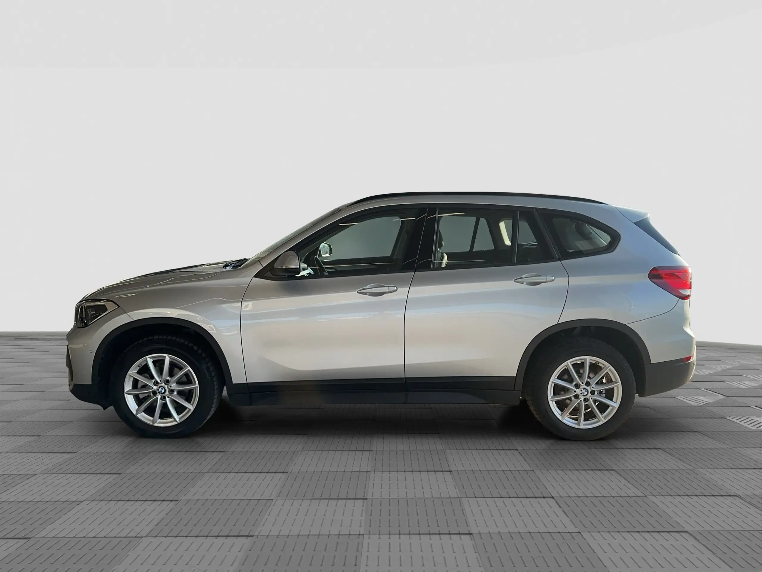 BMW - X1