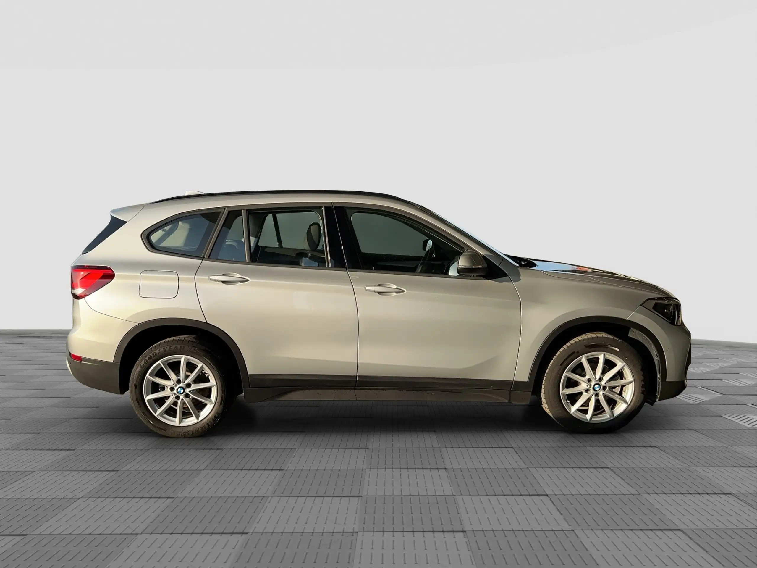 BMW - X1