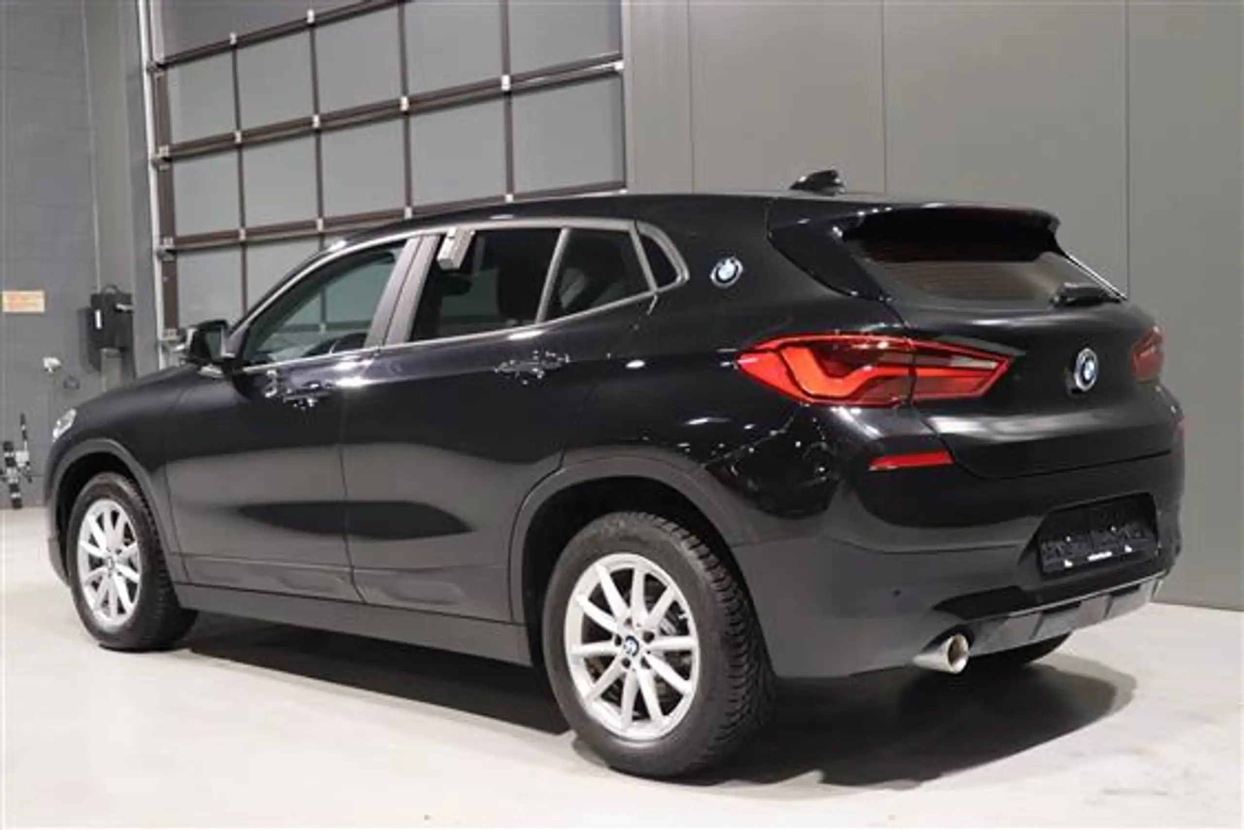 BMW - X2