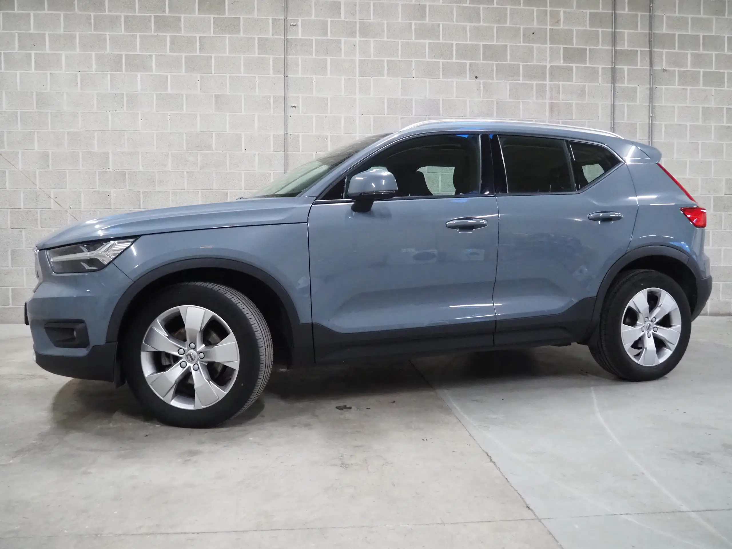 Volvo - XC40