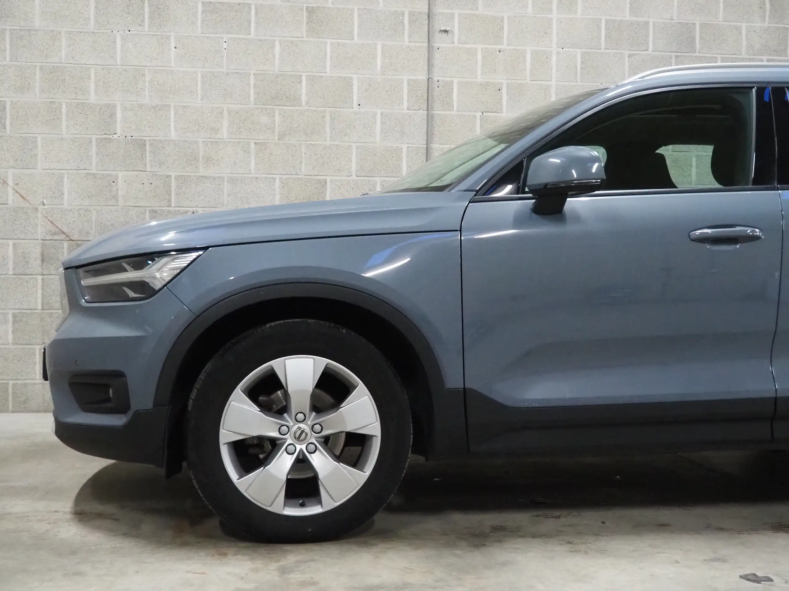 Volvo - XC40