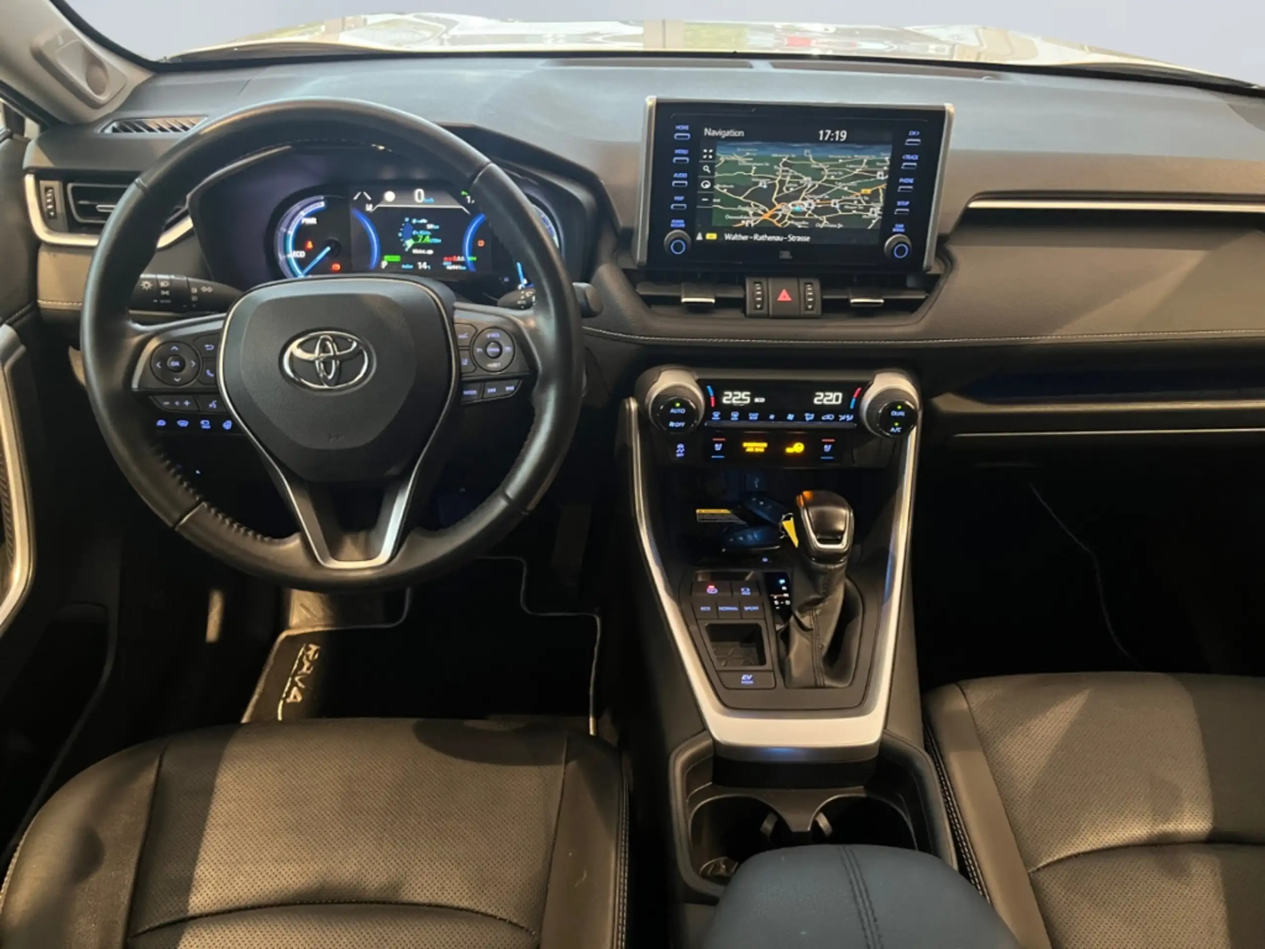 Toyota - RAV 4