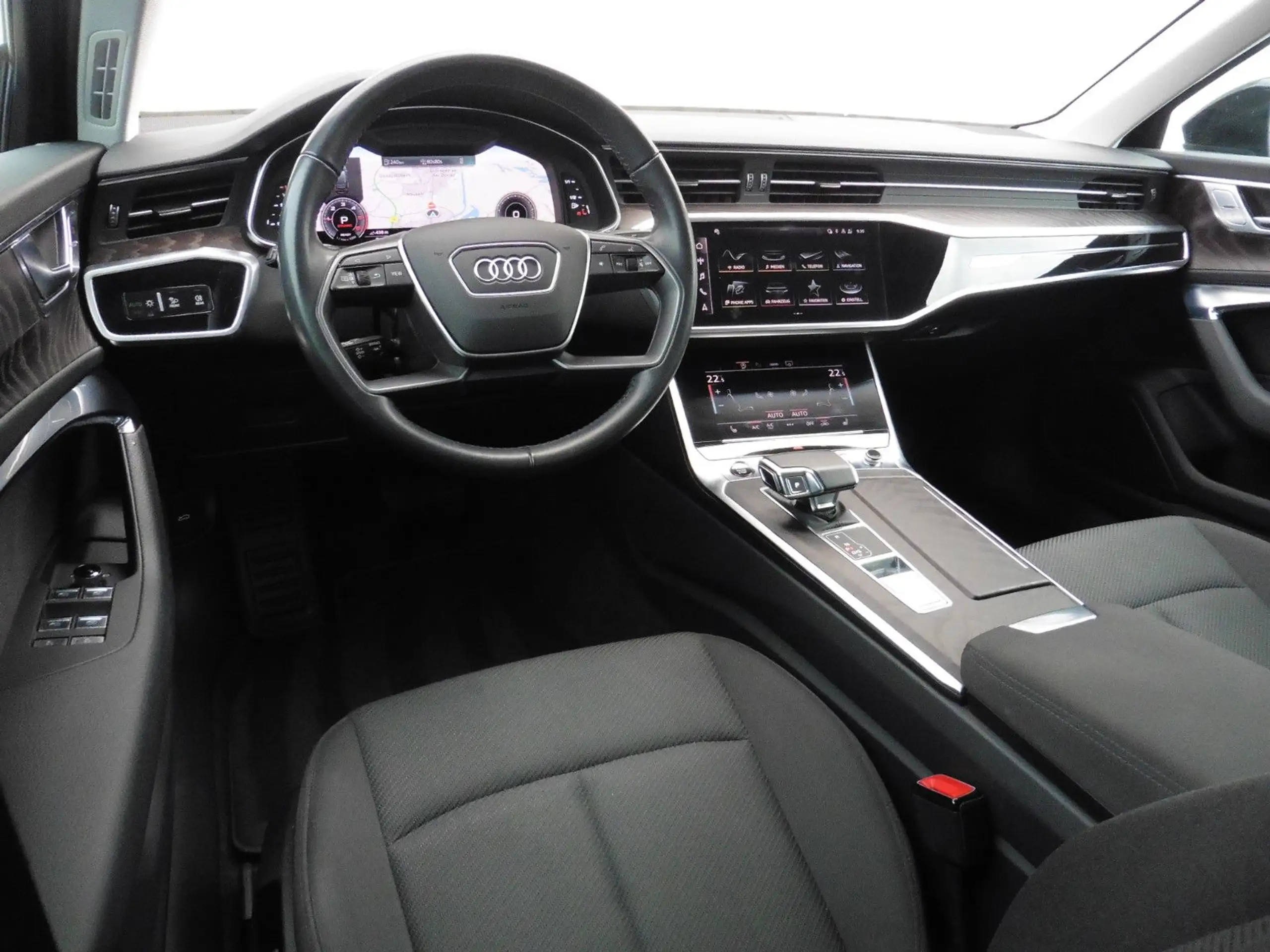 Audi - A6