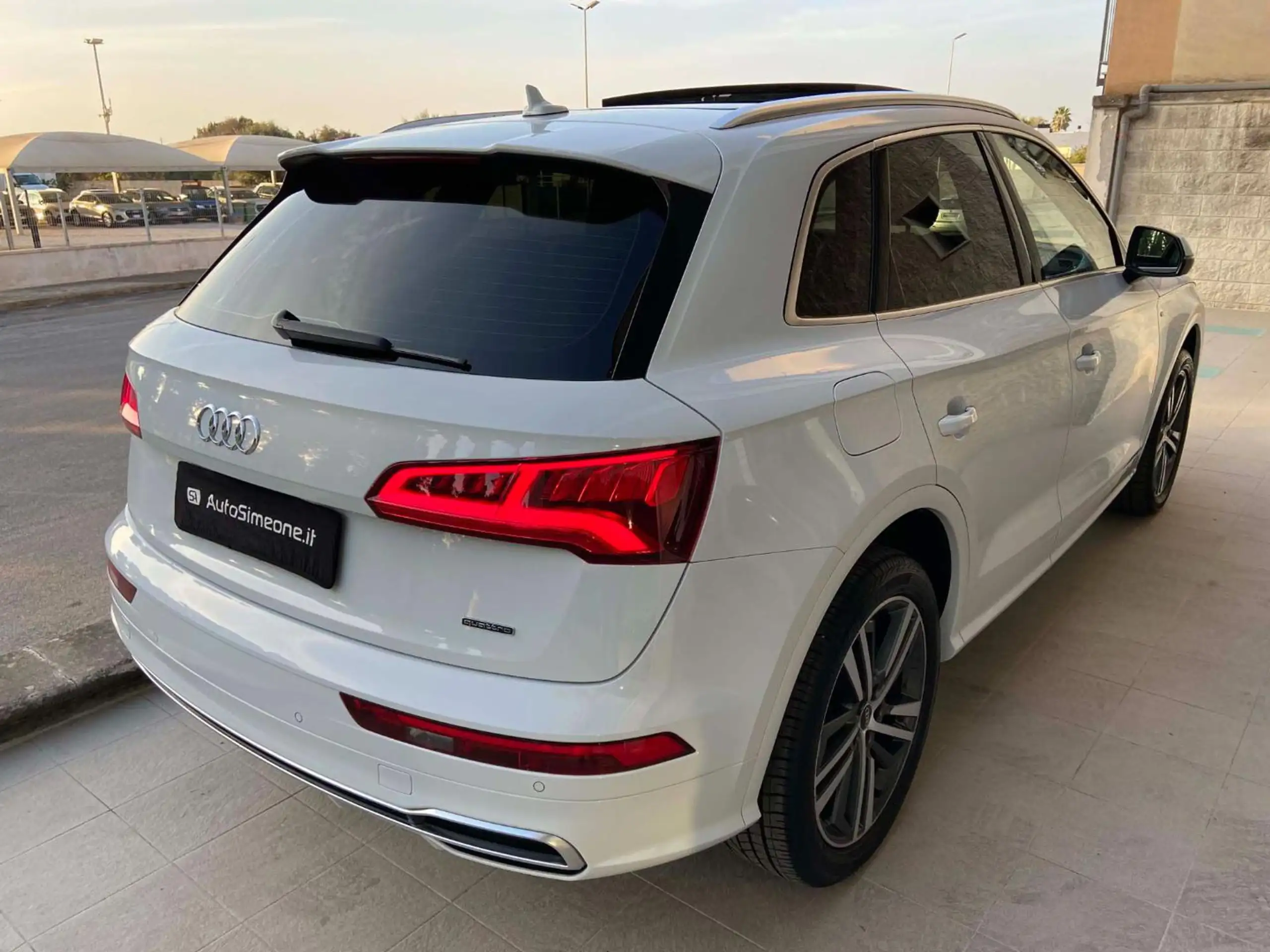 Audi - Q5