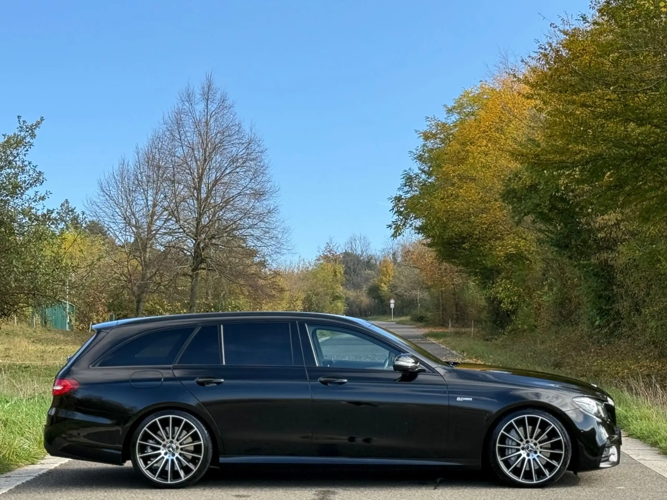 Mercedes-Benz - E 43 AMG