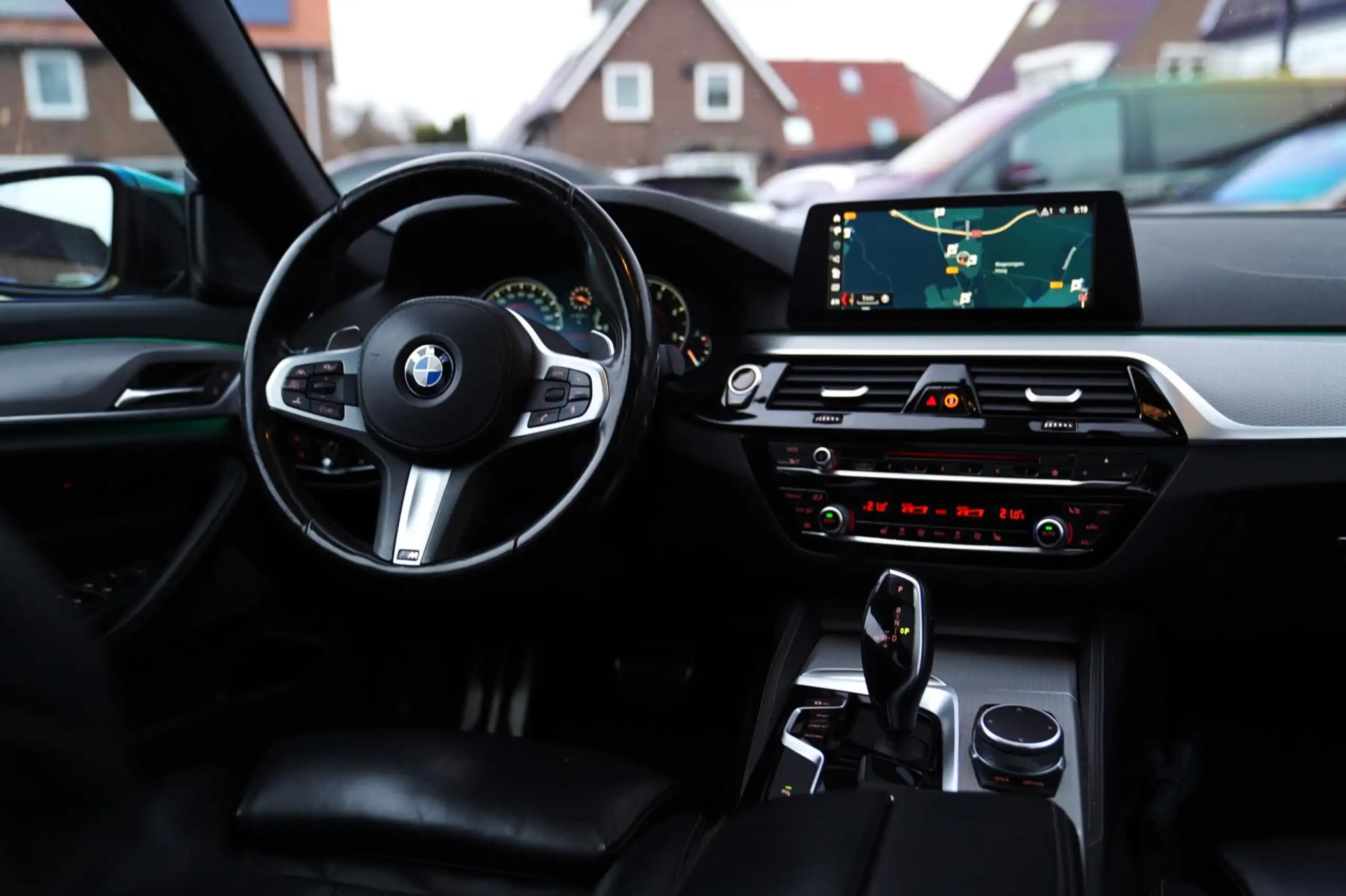 BMW - 520