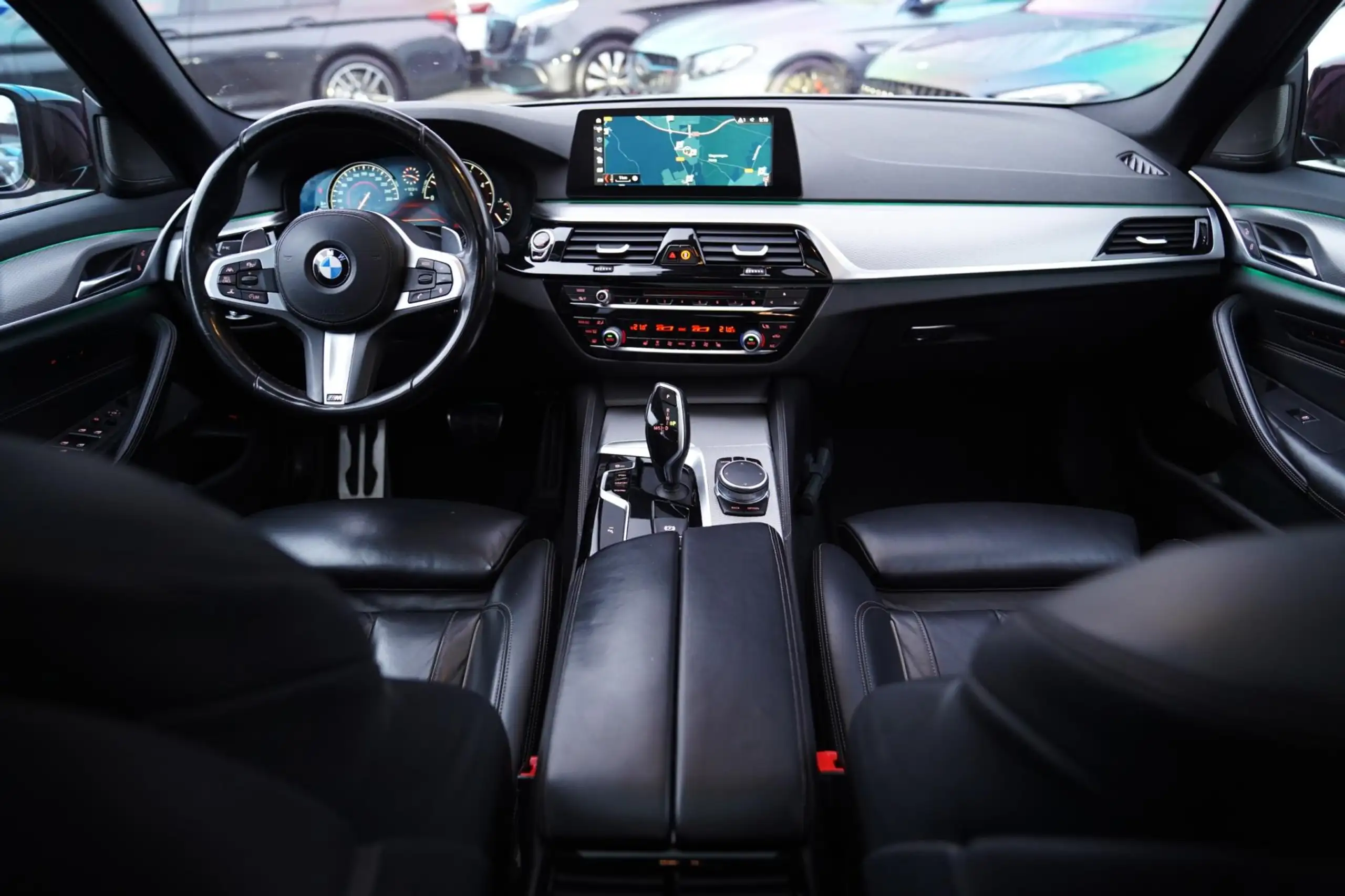 BMW - 520