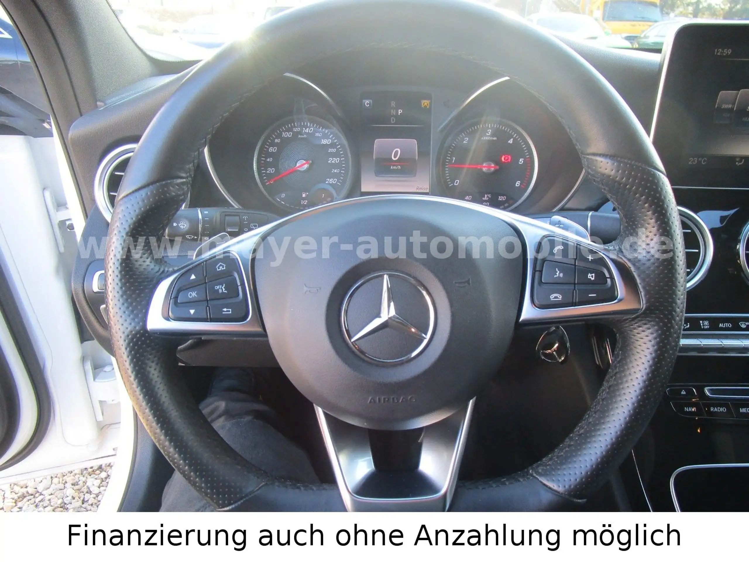 Mercedes-Benz - C 220