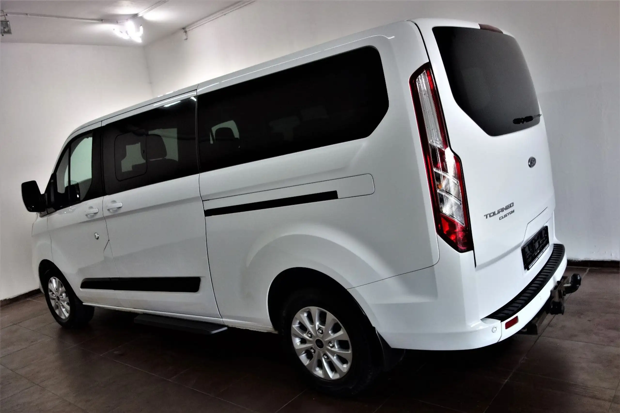 Ford - Transit Custom