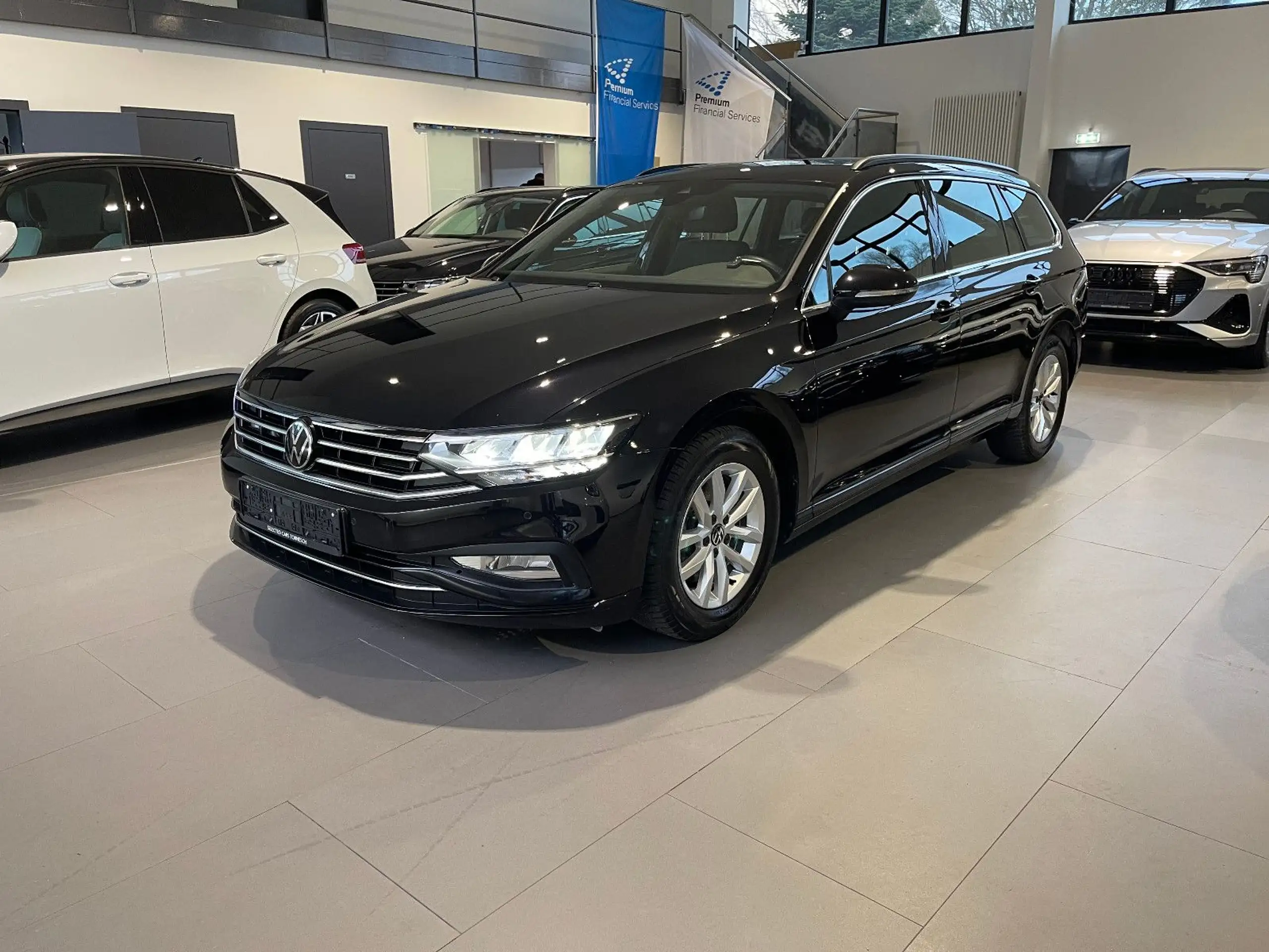 Volkswagen - Passat Variant