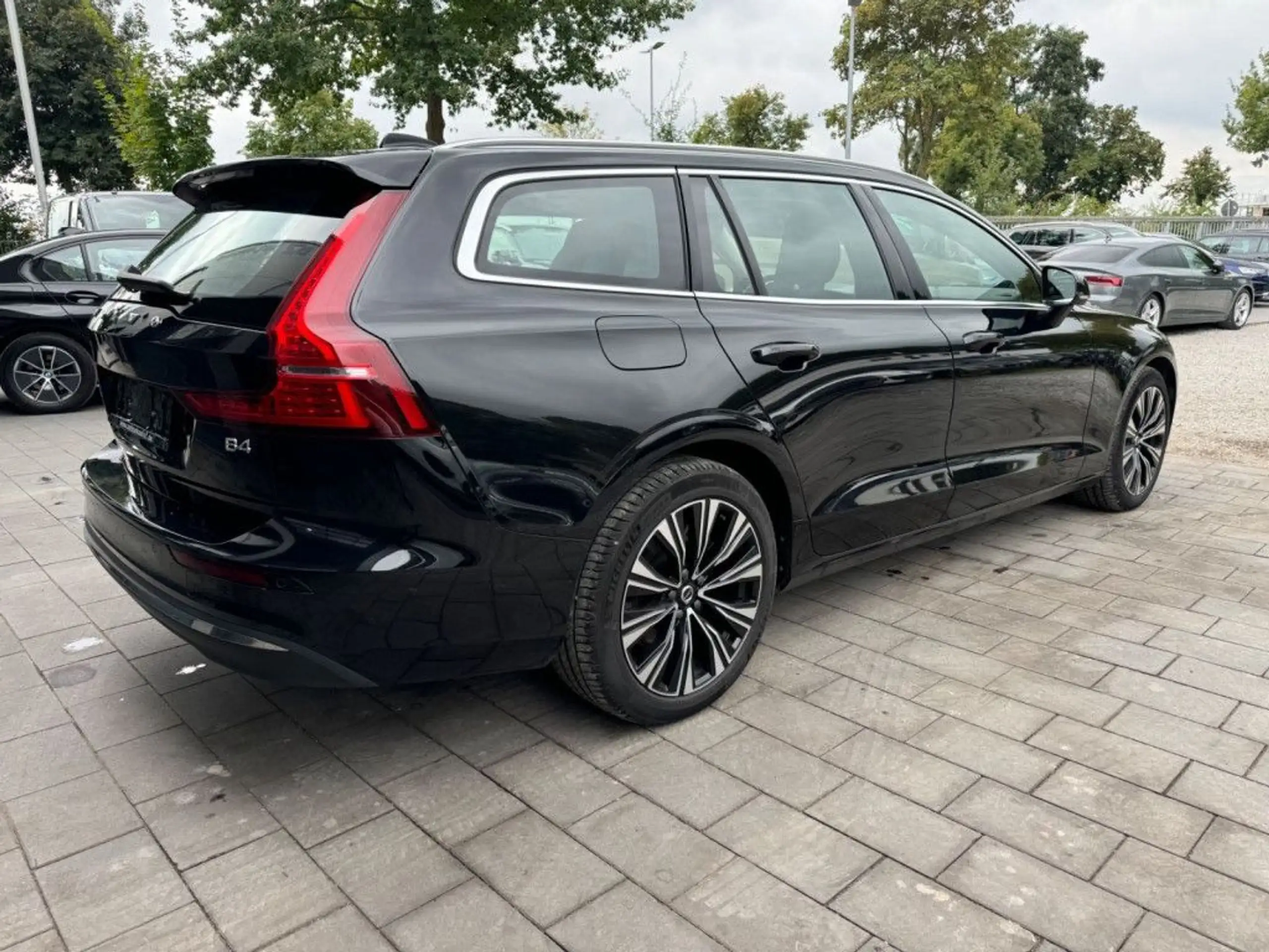 Volvo - V60