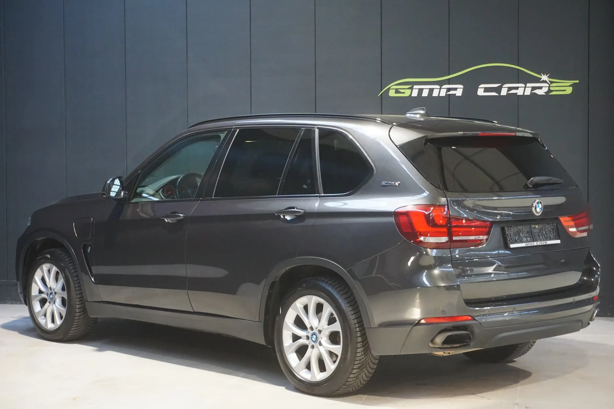 BMW - X5