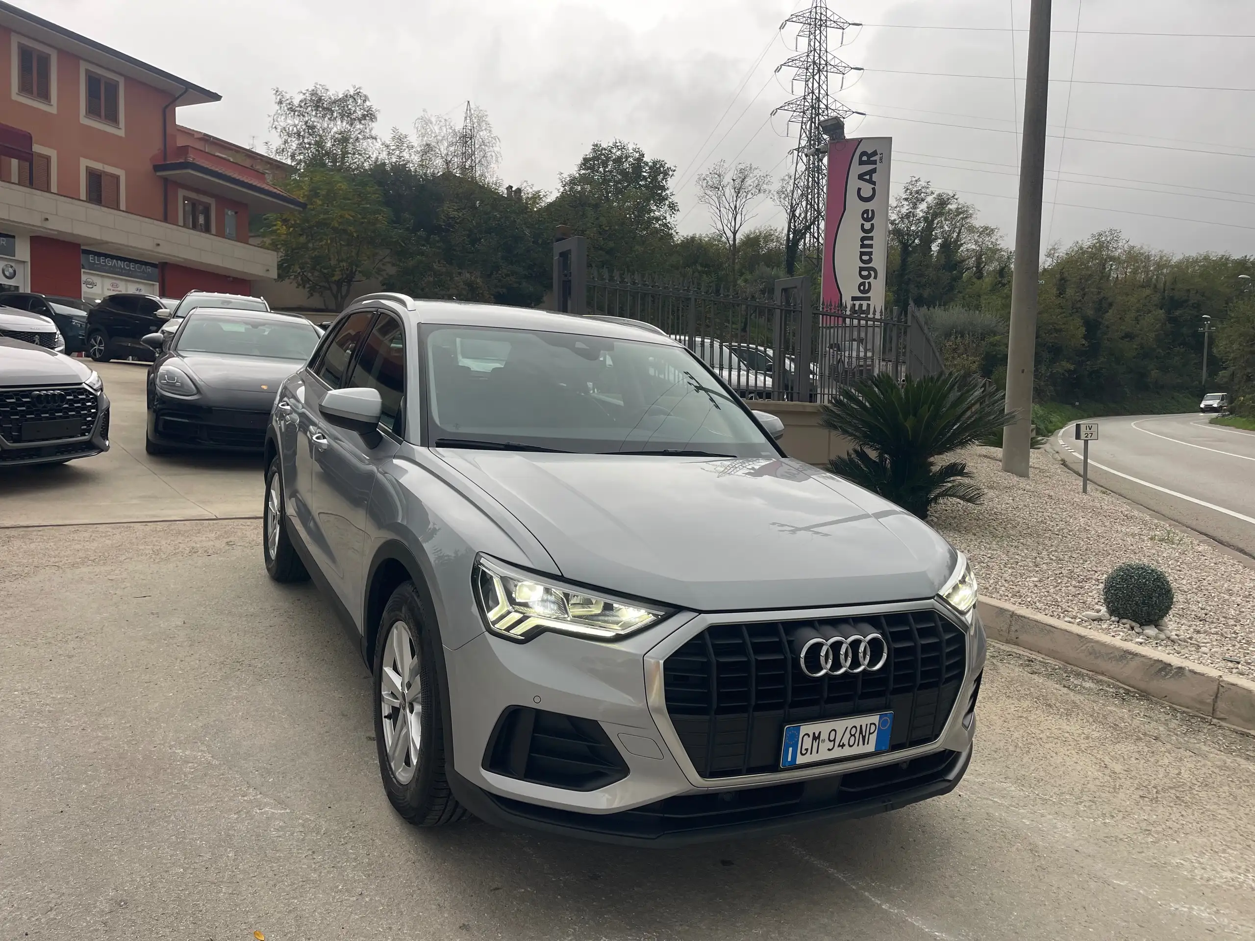 Audi - Q3