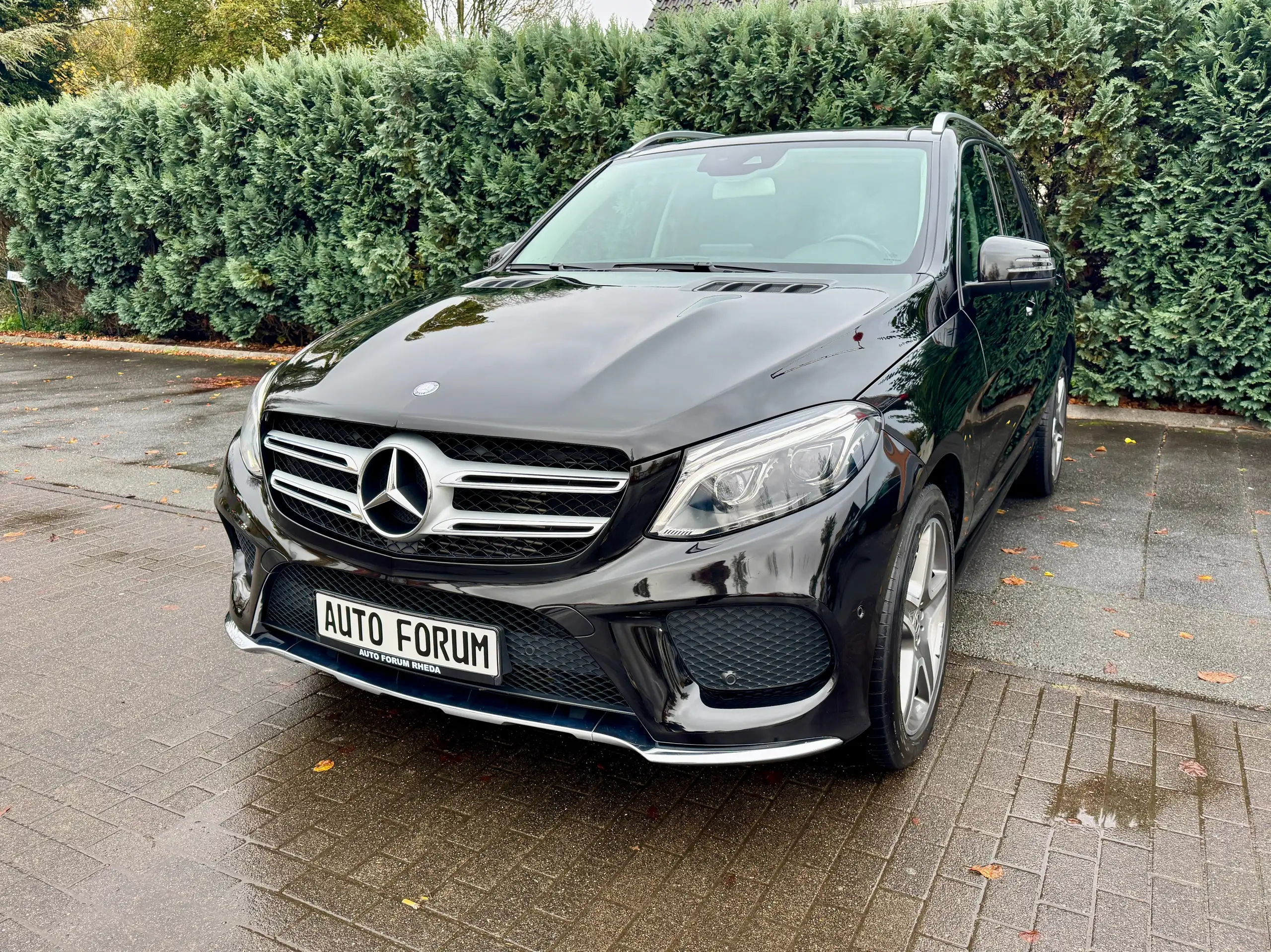 Mercedes-Benz - GLE 350