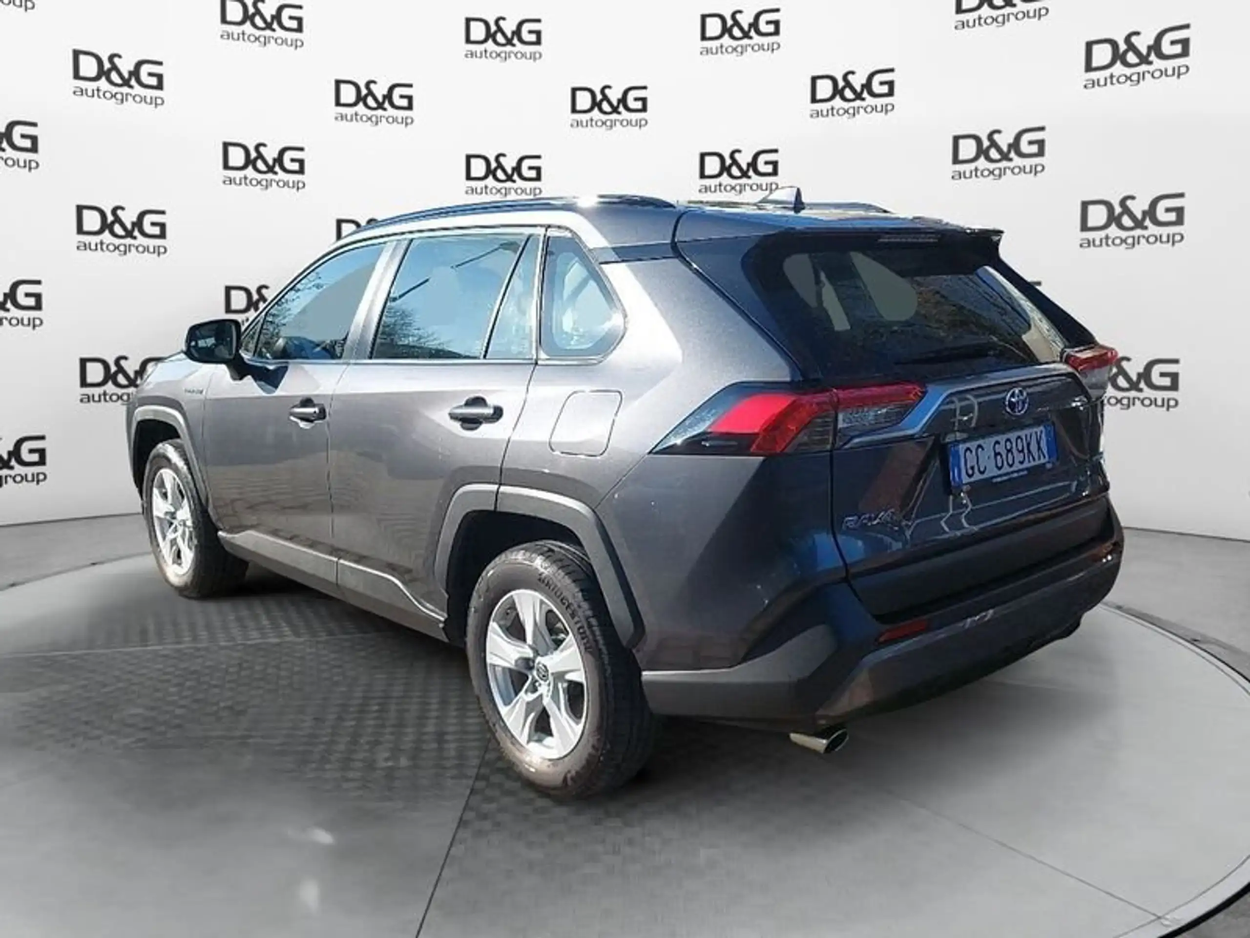 Toyota - RAV 4