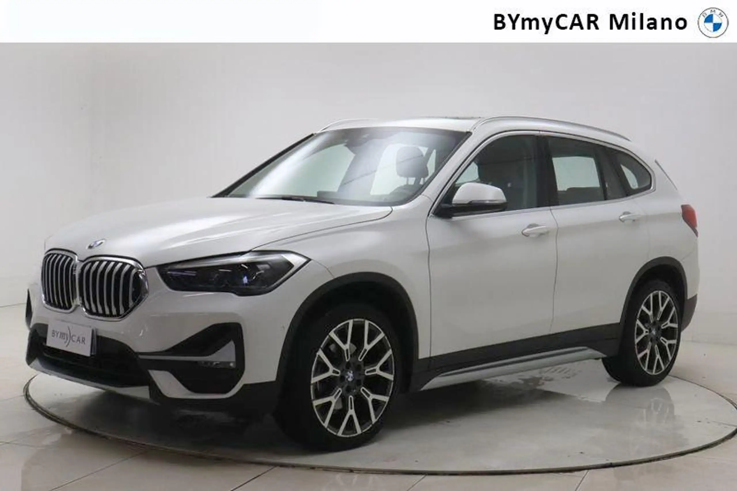 BMW - X1