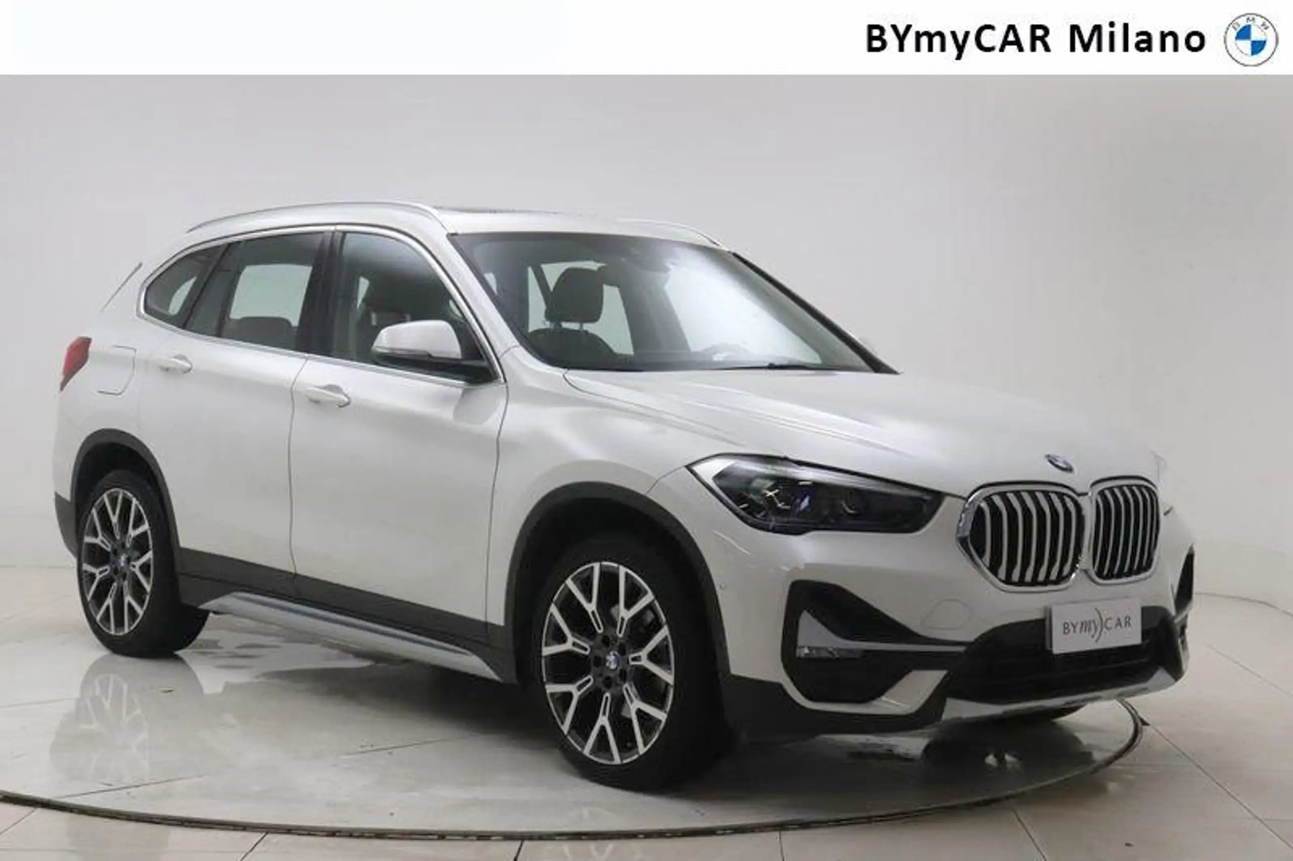 BMW - X1