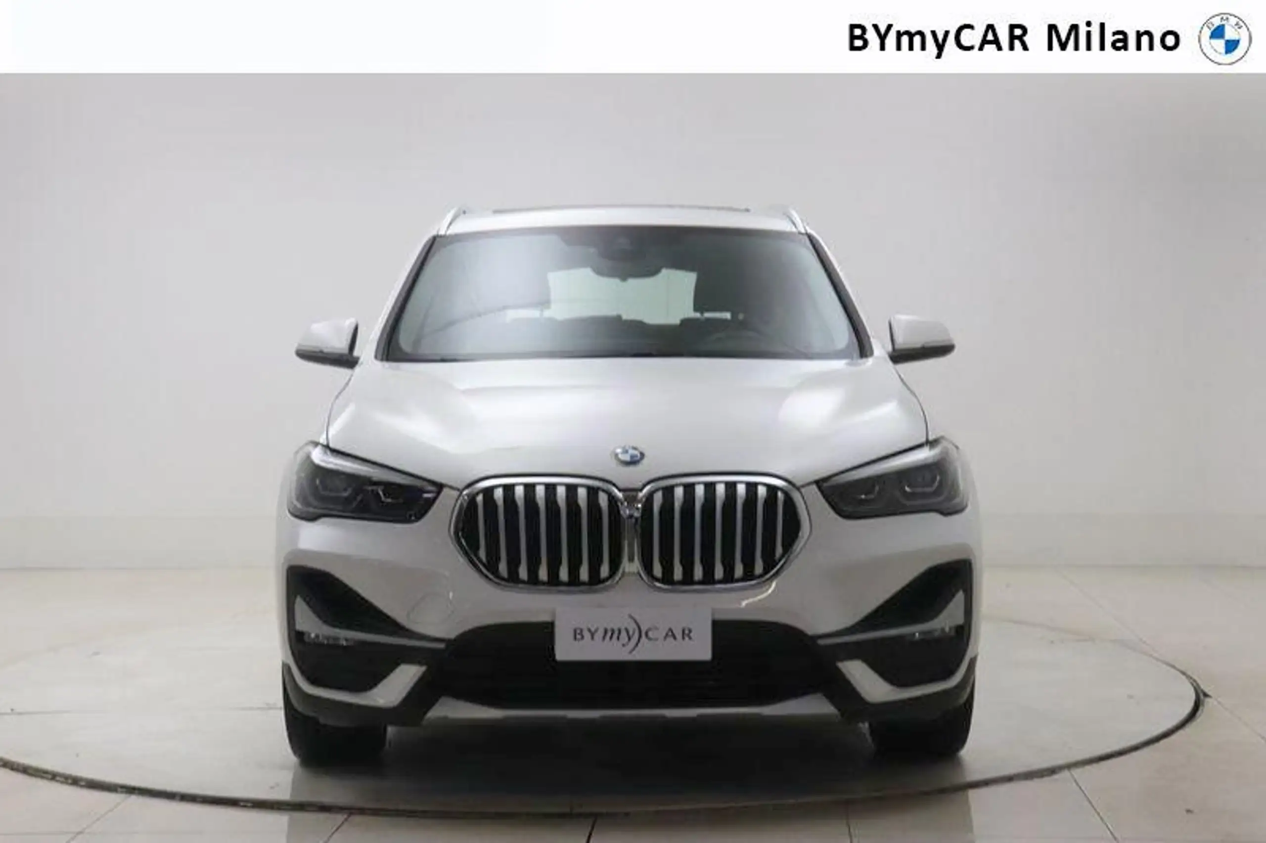 BMW - X1