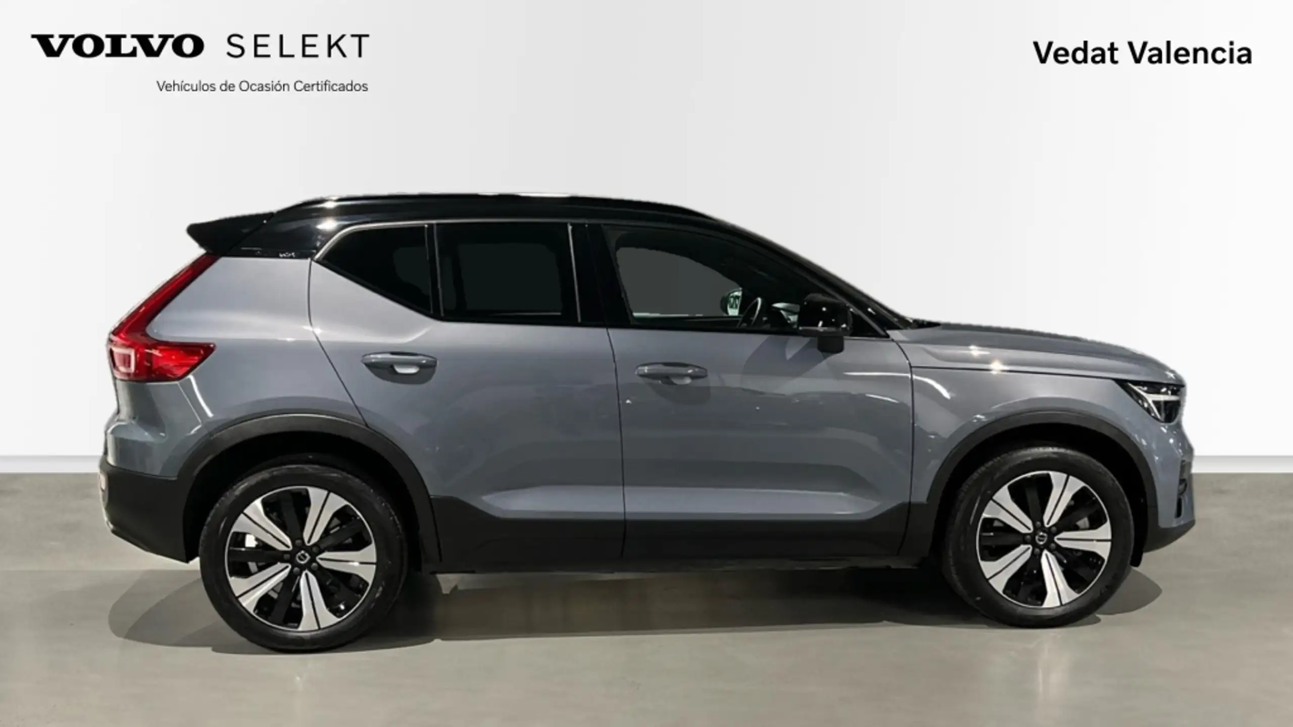 Volvo - XC40