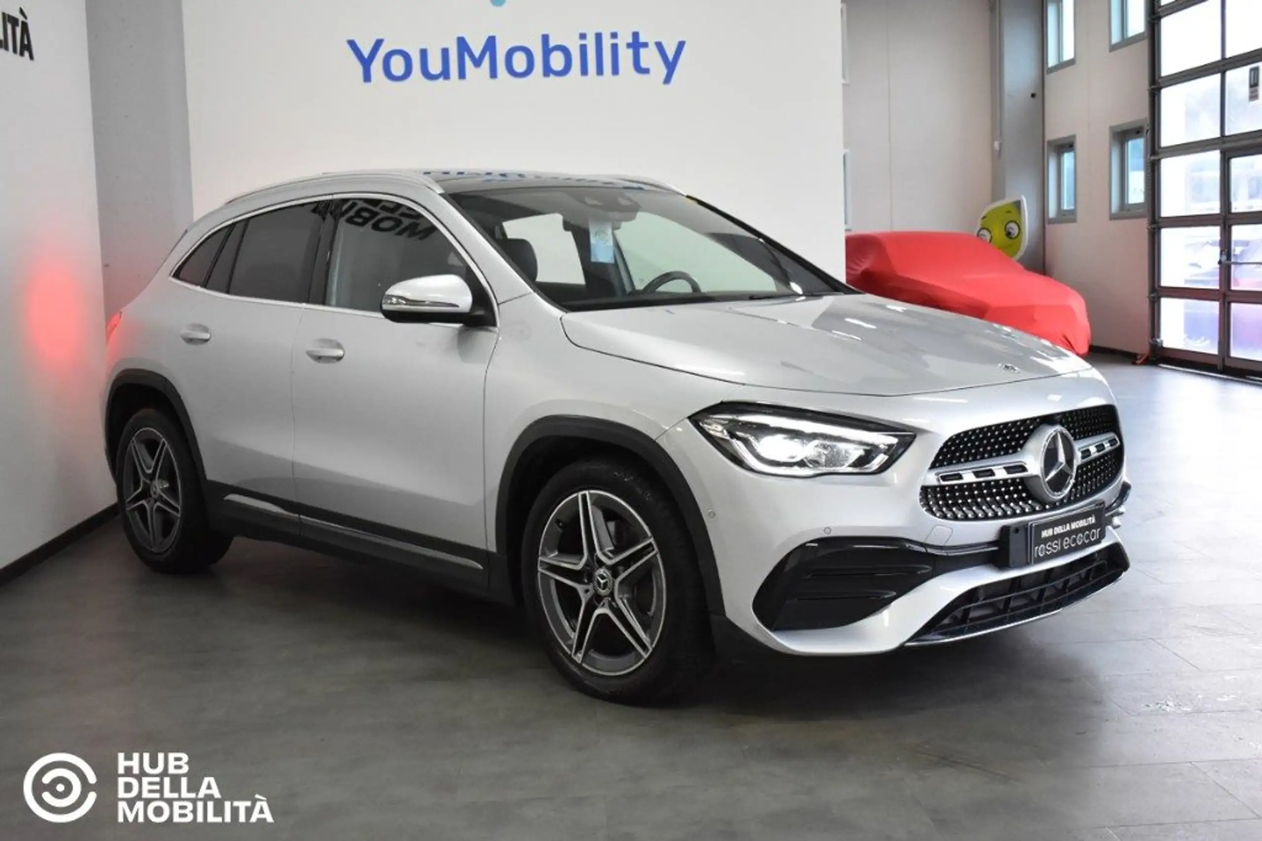 Mercedes-Benz - GLA 180