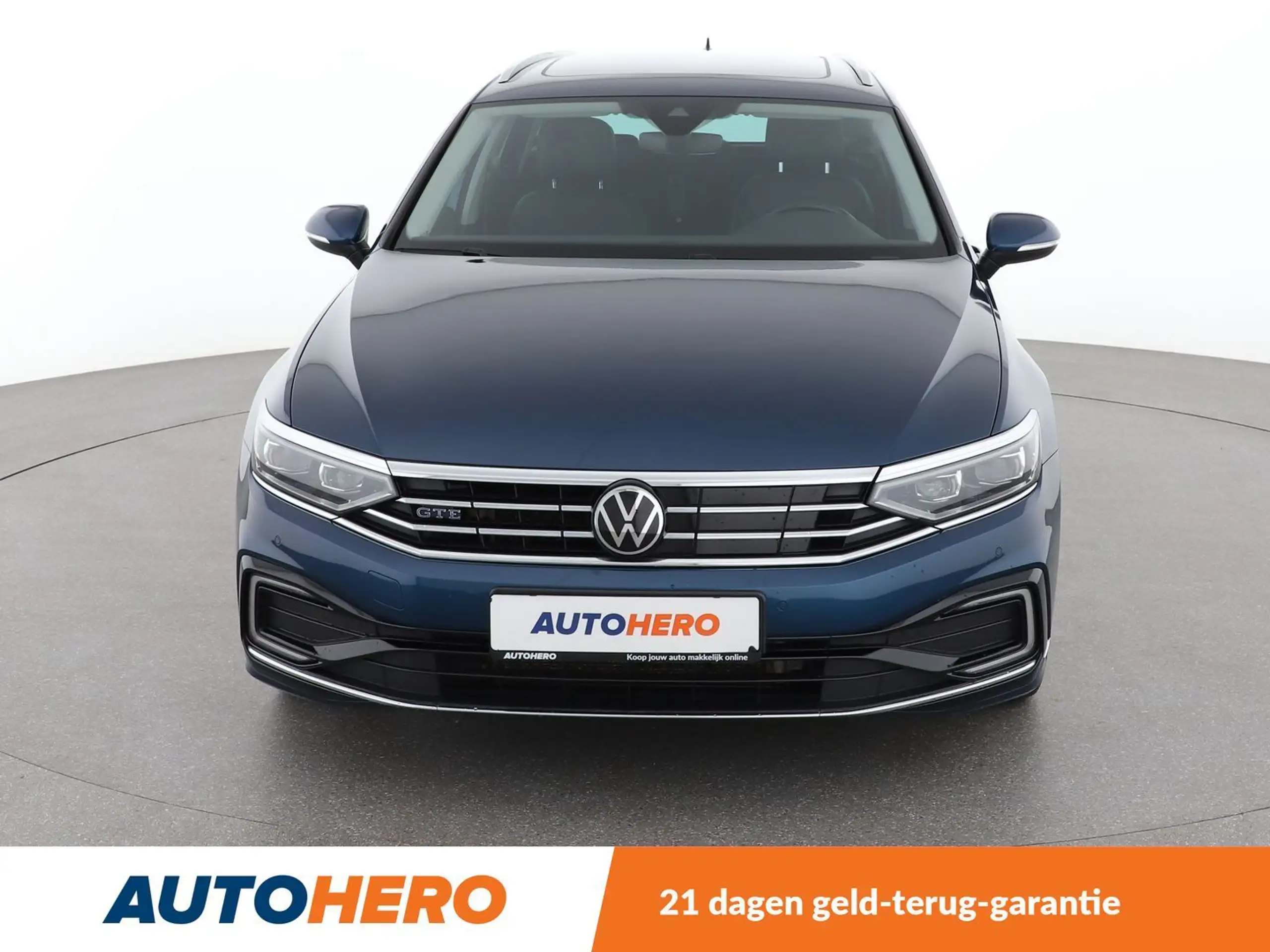 Volkswagen - Passat