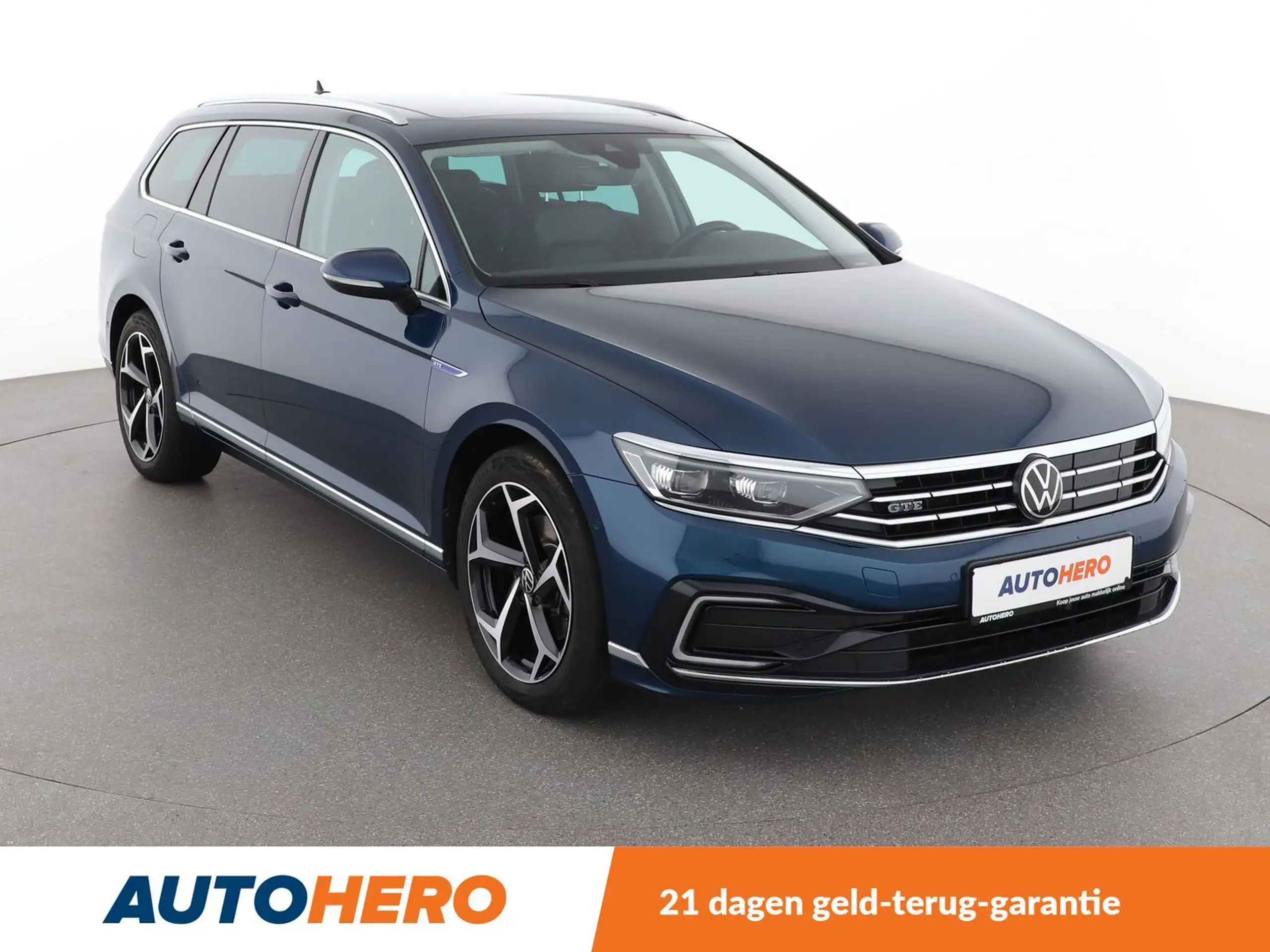 Volkswagen - Passat