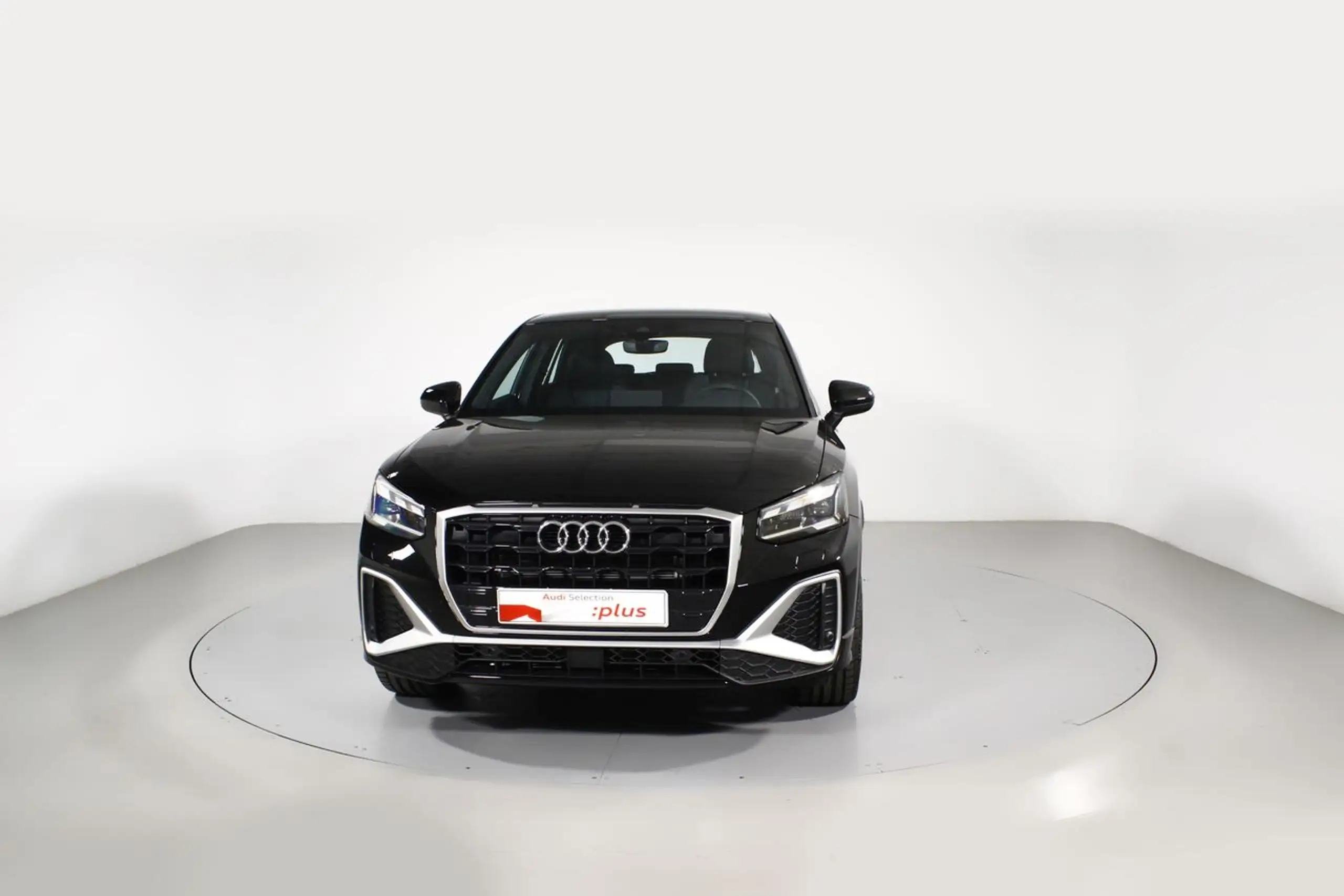 Audi - Q2